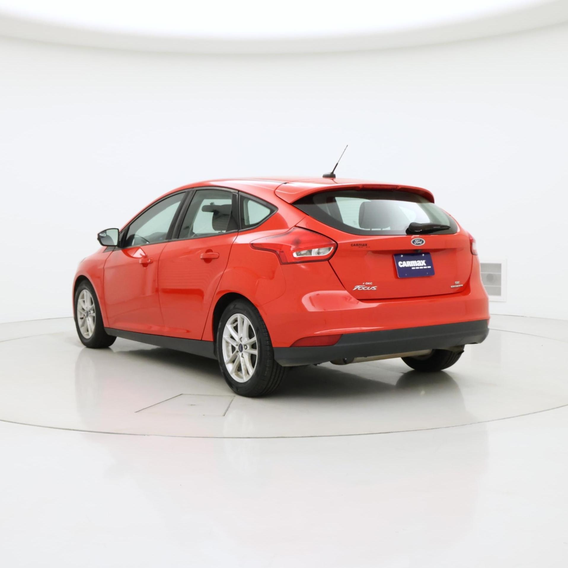 Thumbnail: 2016 Ford Focus - 2