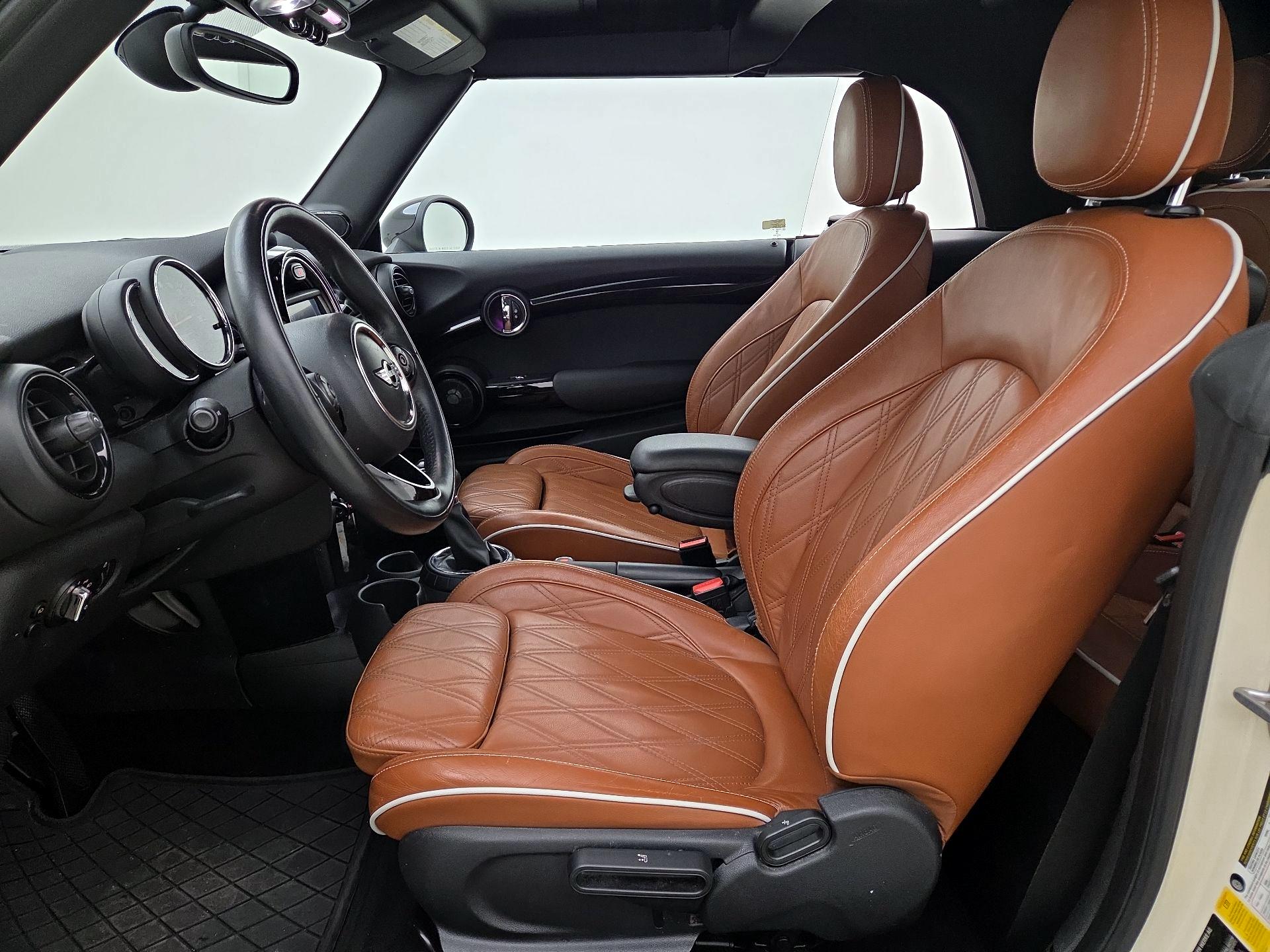 Thumbnail: 2016 MINI Cooper - 11