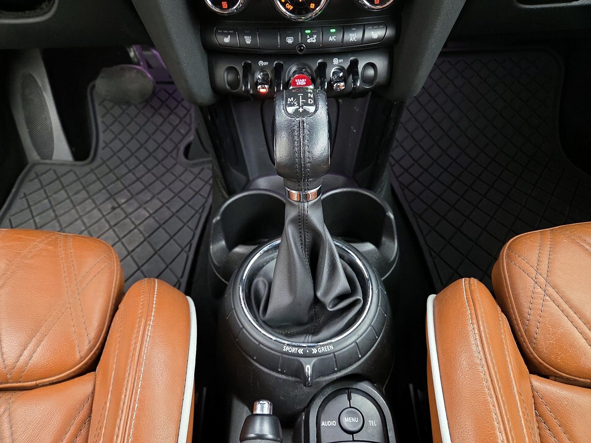 Thumbnail: 2016 MINI Cooper - 16