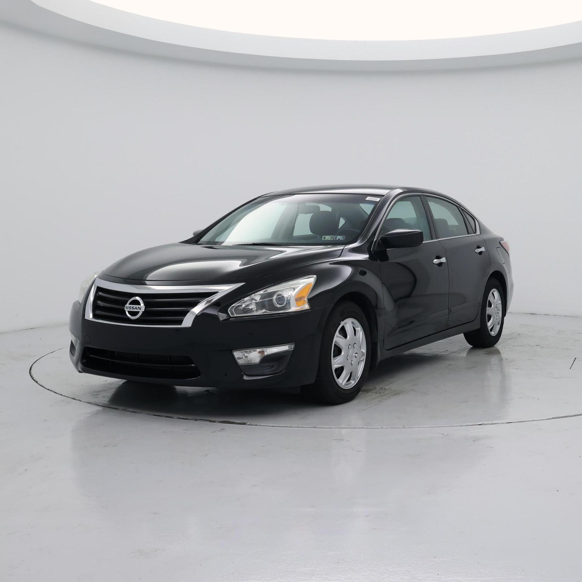 Thumbnail: 2015 Nissan Altima - 4