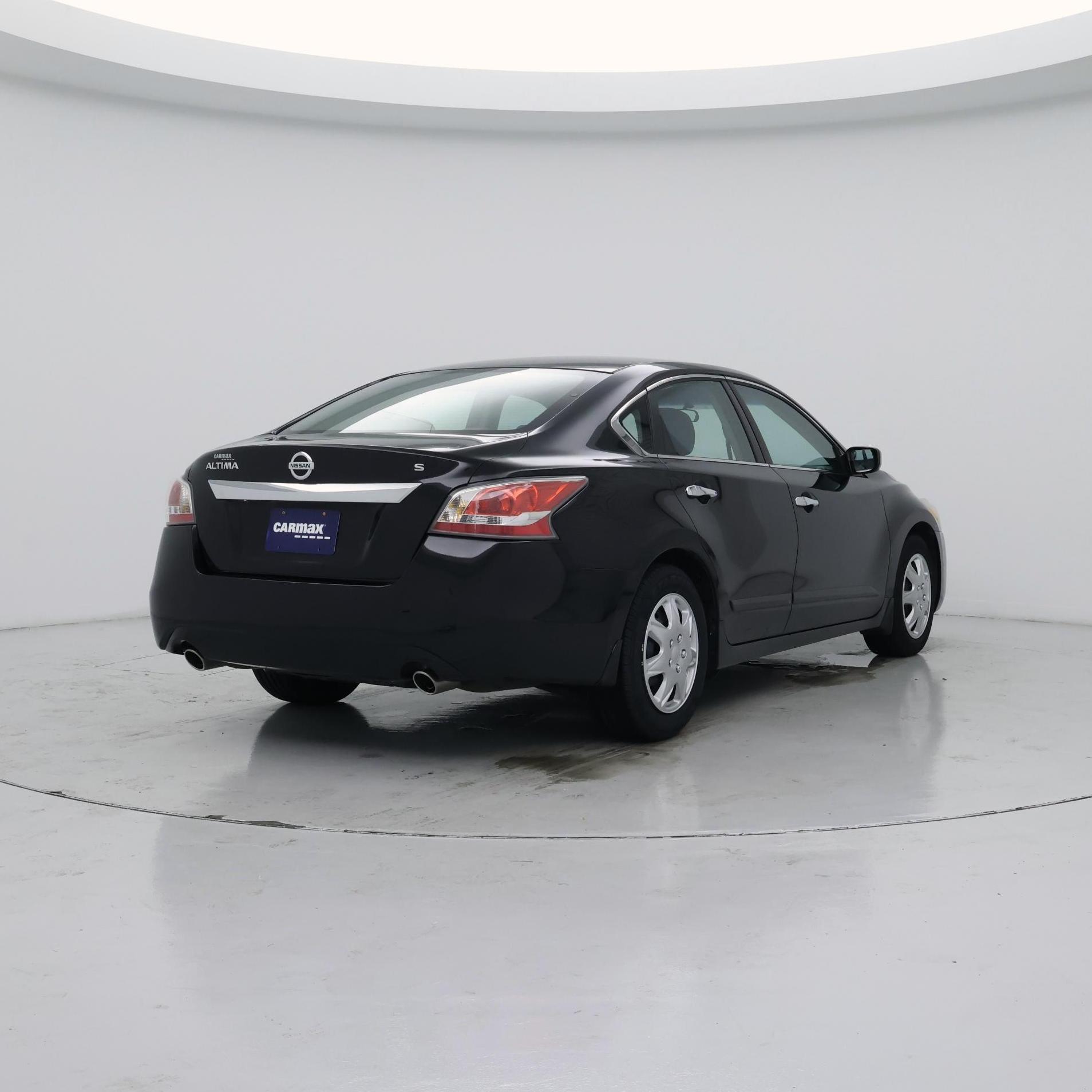 Thumbnail: 2015 Nissan Altima - 8