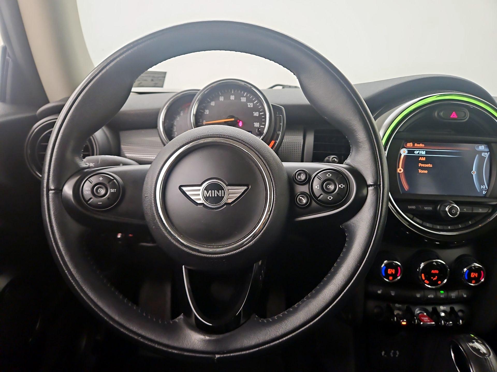 Thumbnail: 2018 MINI Cooper Hardtop - 10