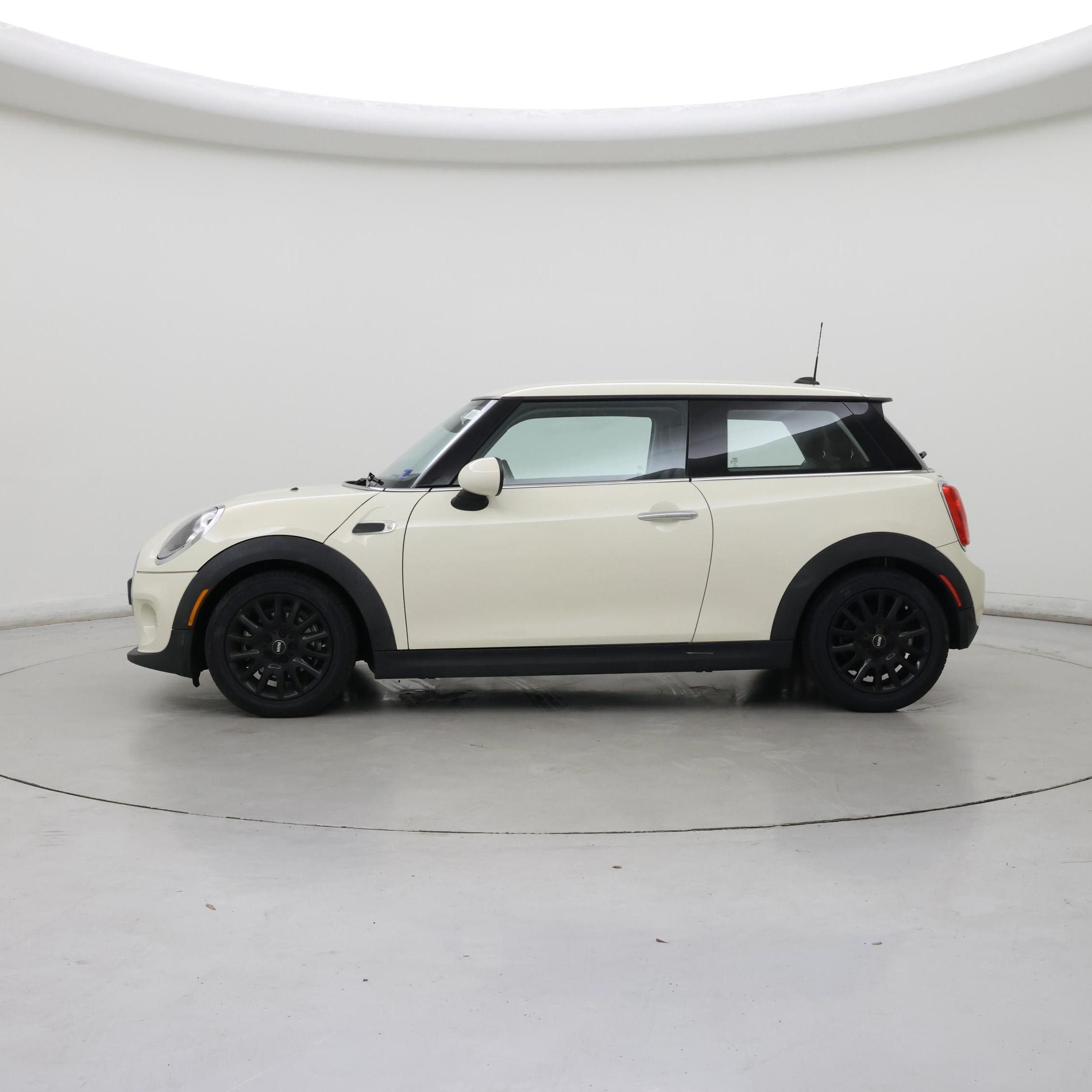 Thumbnail: 2018 MINI Cooper Hardtop - 3