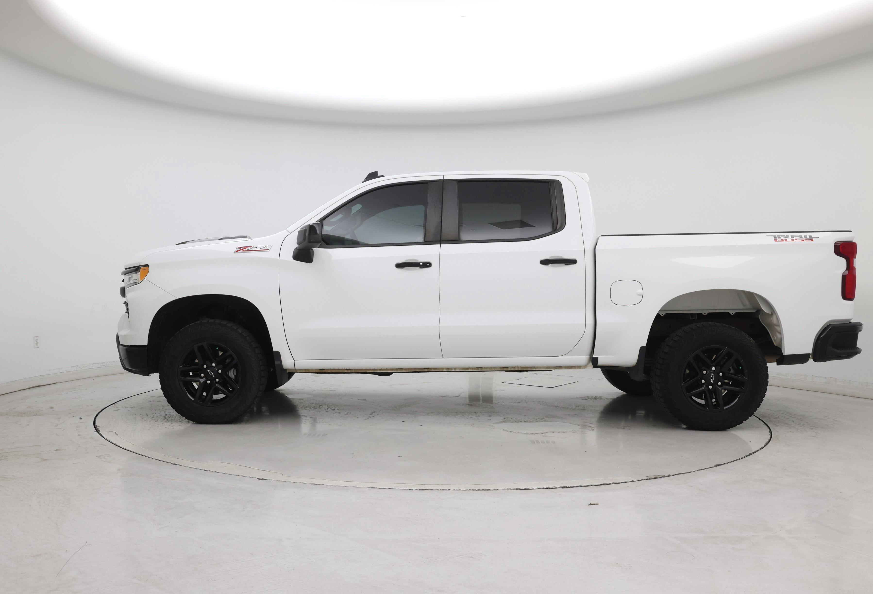 Thumbnail: 2024 Chevrolet Silverado 1500 - 3