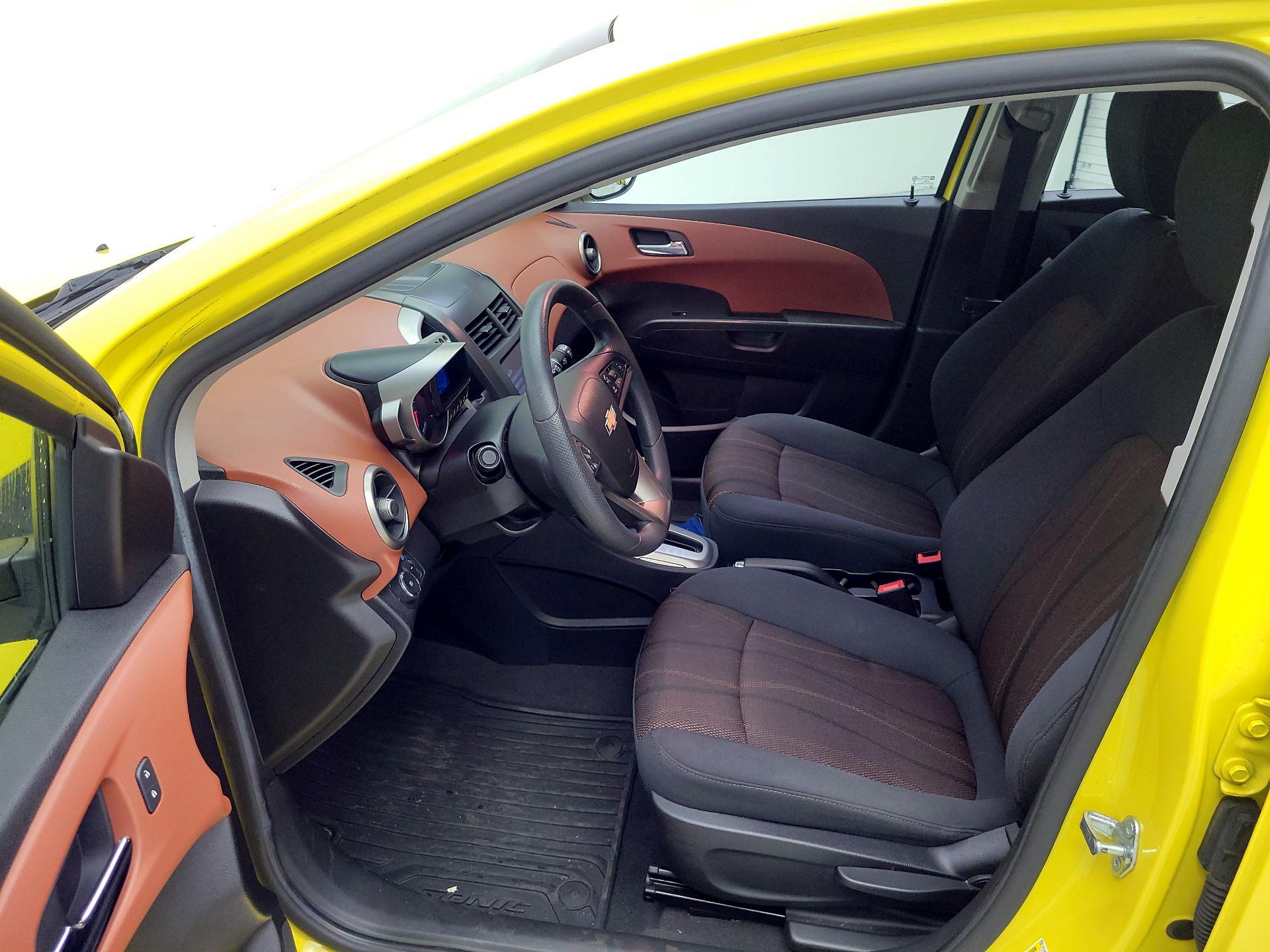 Thumbnail: 2016 Chevrolet Sonic - 11
