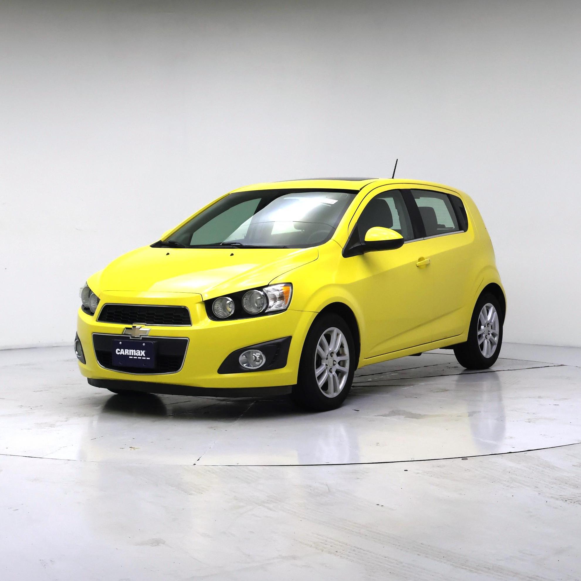 Thumbnail: 2016 Chevrolet Sonic - 4