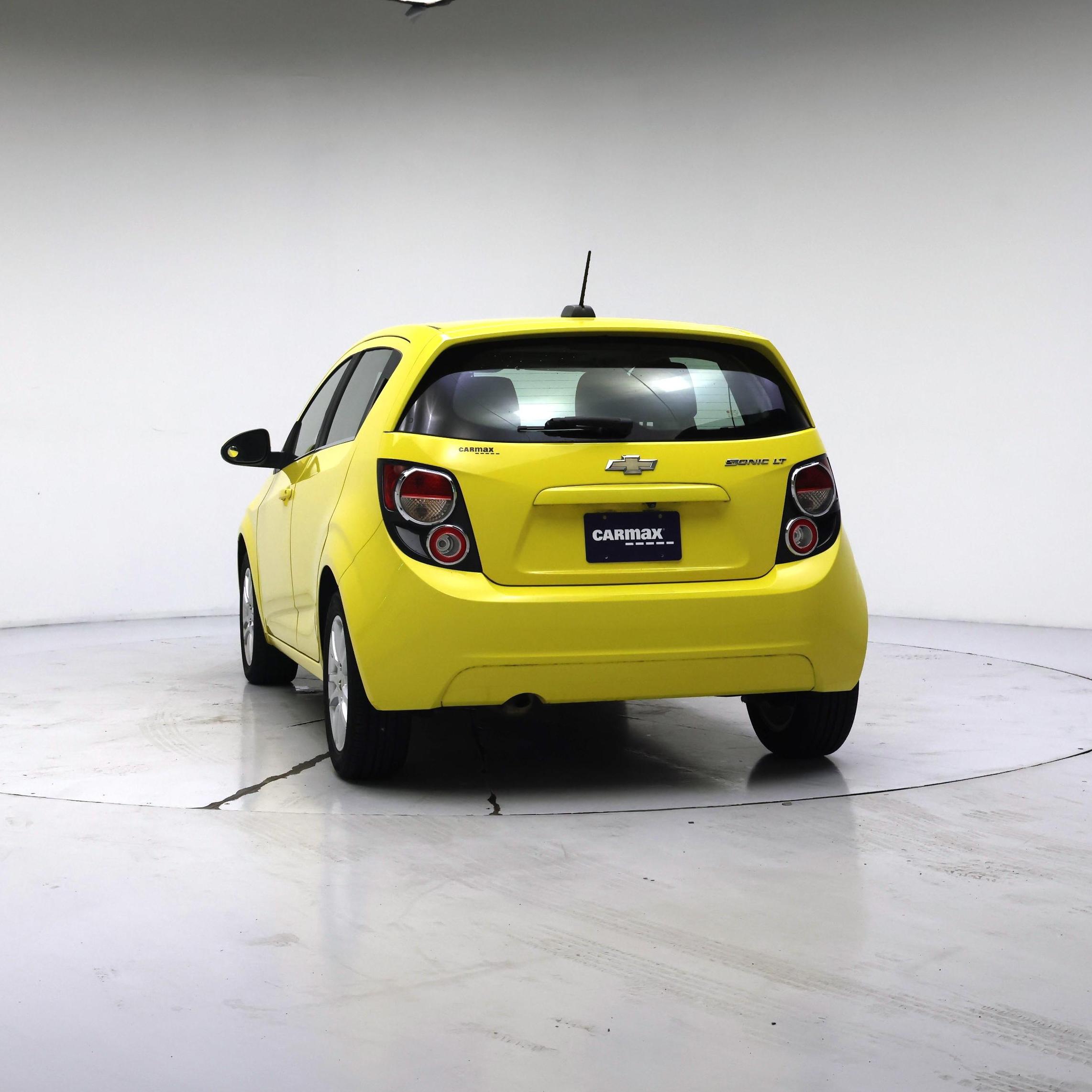 Thumbnail: 2016 Chevrolet Sonic - 6