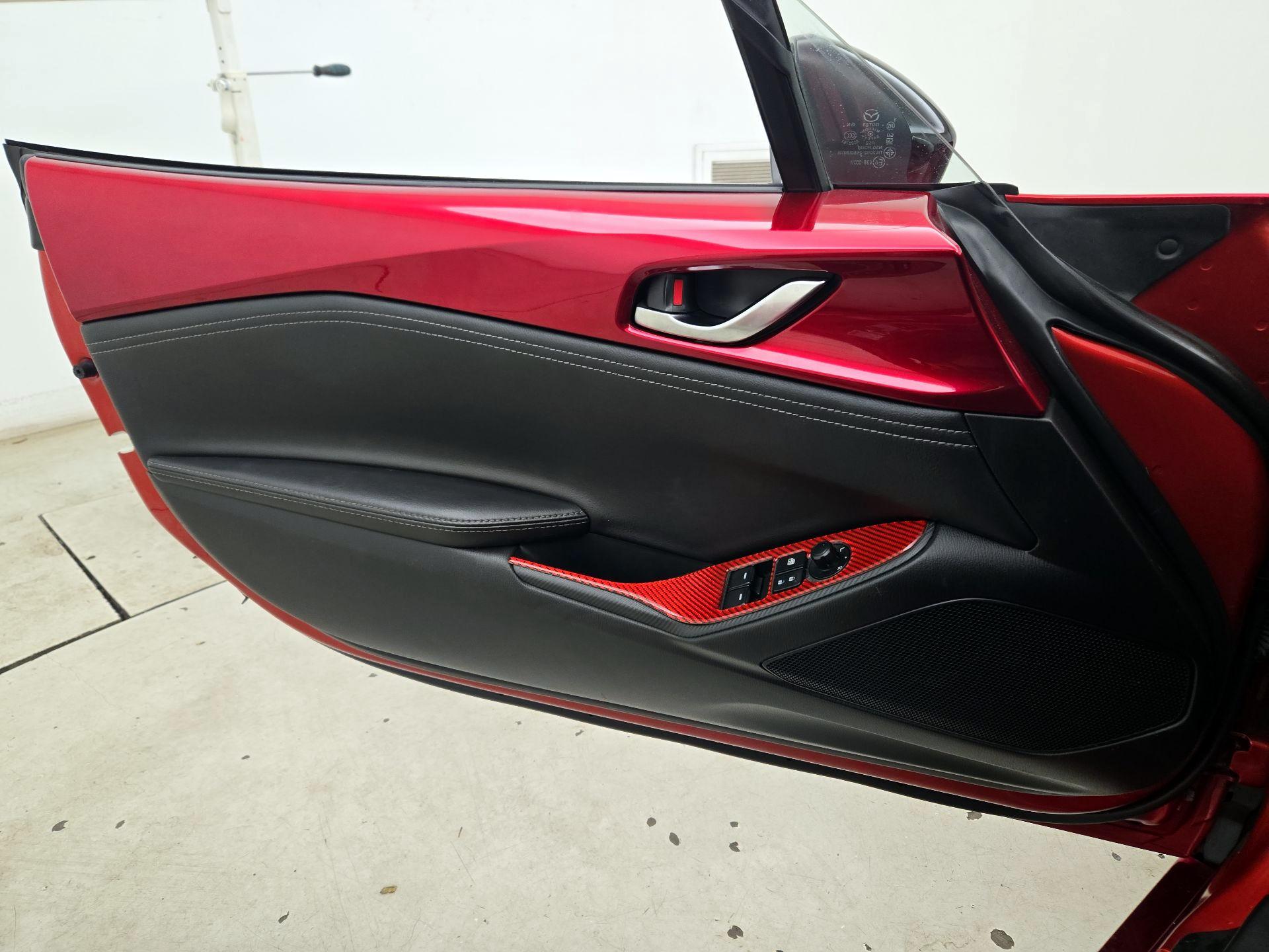 Thumbnail: 2020 Mazda MX-5 Miata - 12