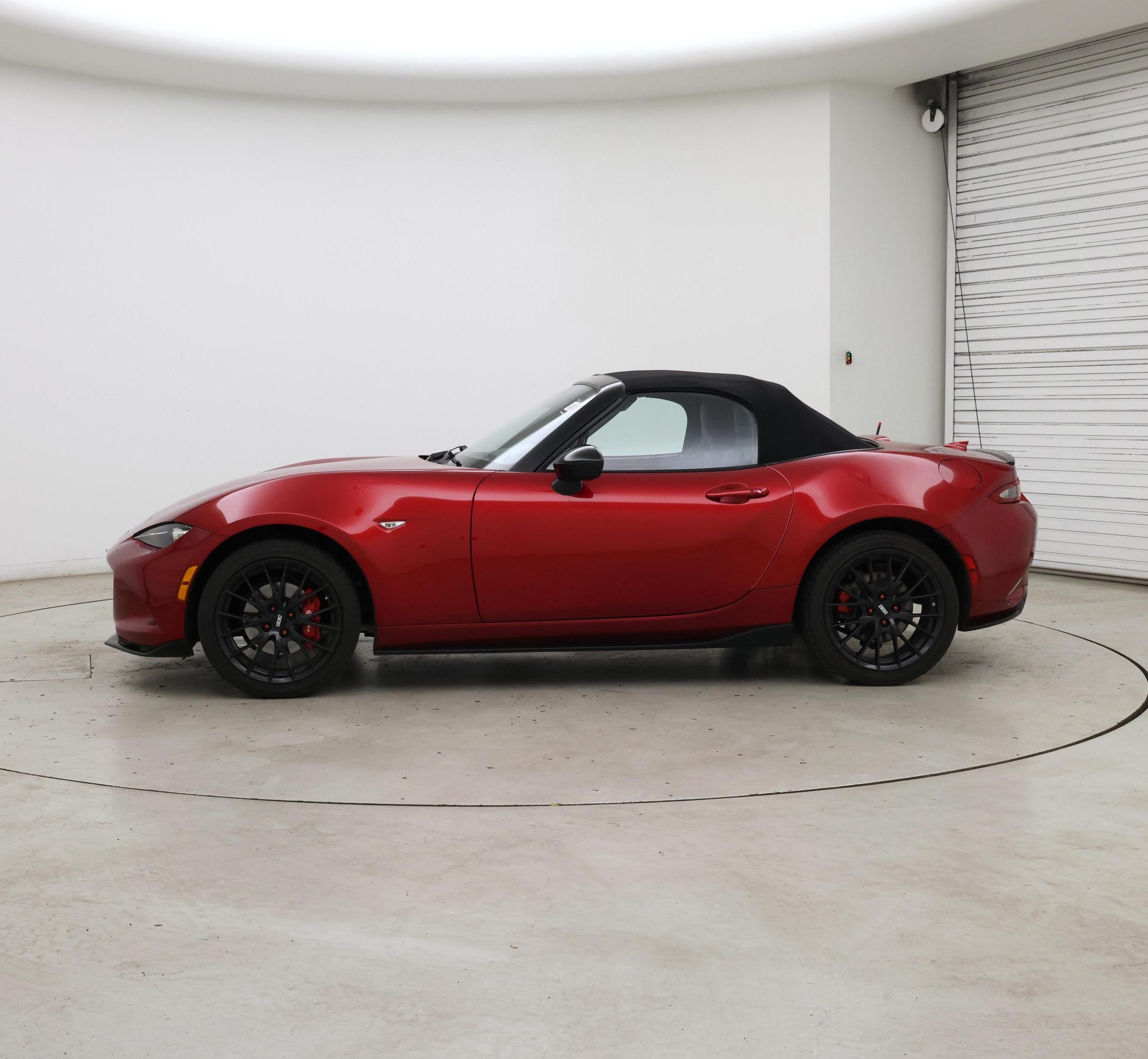 Thumbnail: 2020 Mazda MX-5 Miata - 3