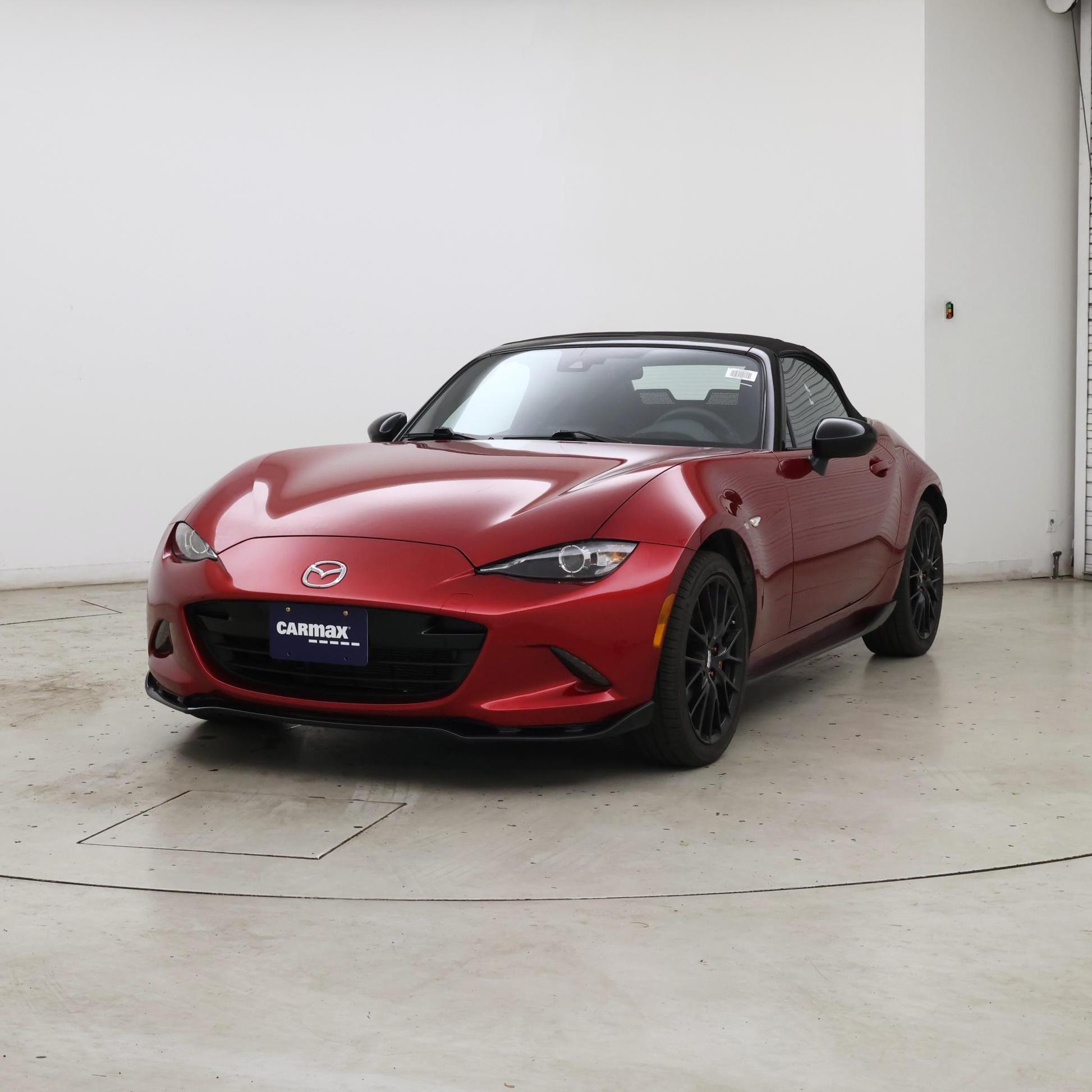 Thumbnail: 2020 Mazda MX-5 Miata - 4