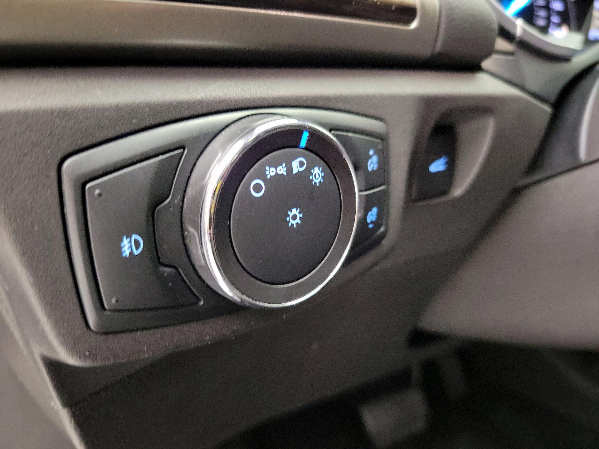 Thumbnail: 2014 Ford Fusion - 13