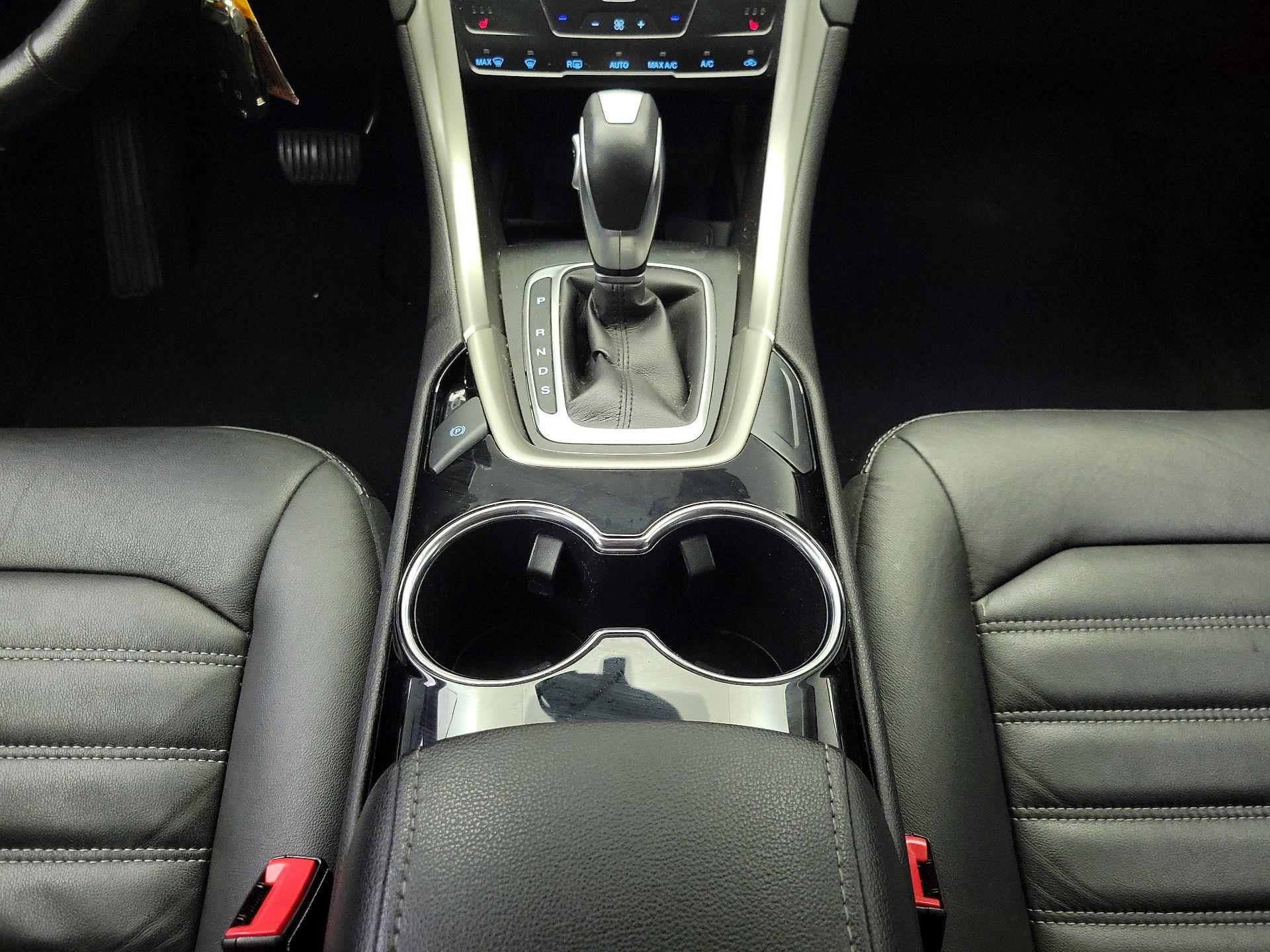 Thumbnail: 2014 Ford Fusion - 18