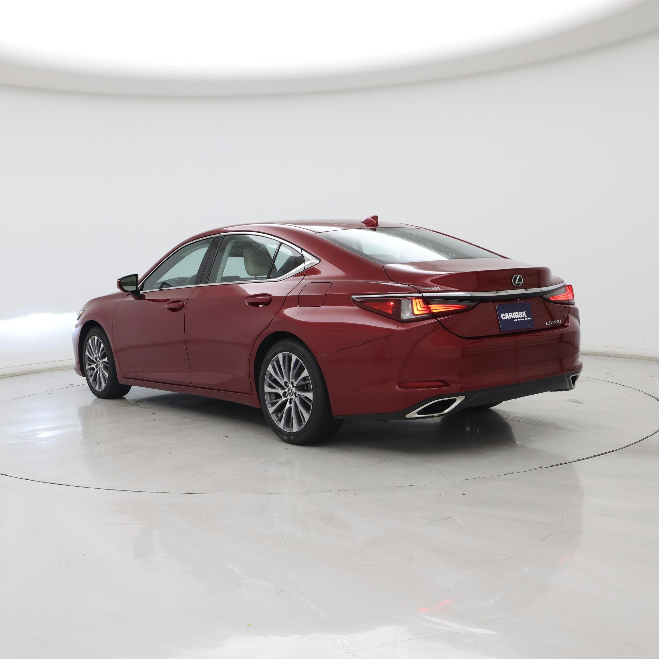 Thumbnail: 2020 Lexus ES - 2