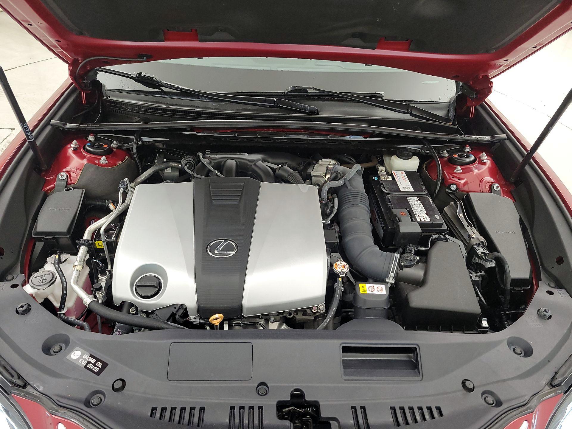 Thumbnail: 2020 Lexus ES - 20