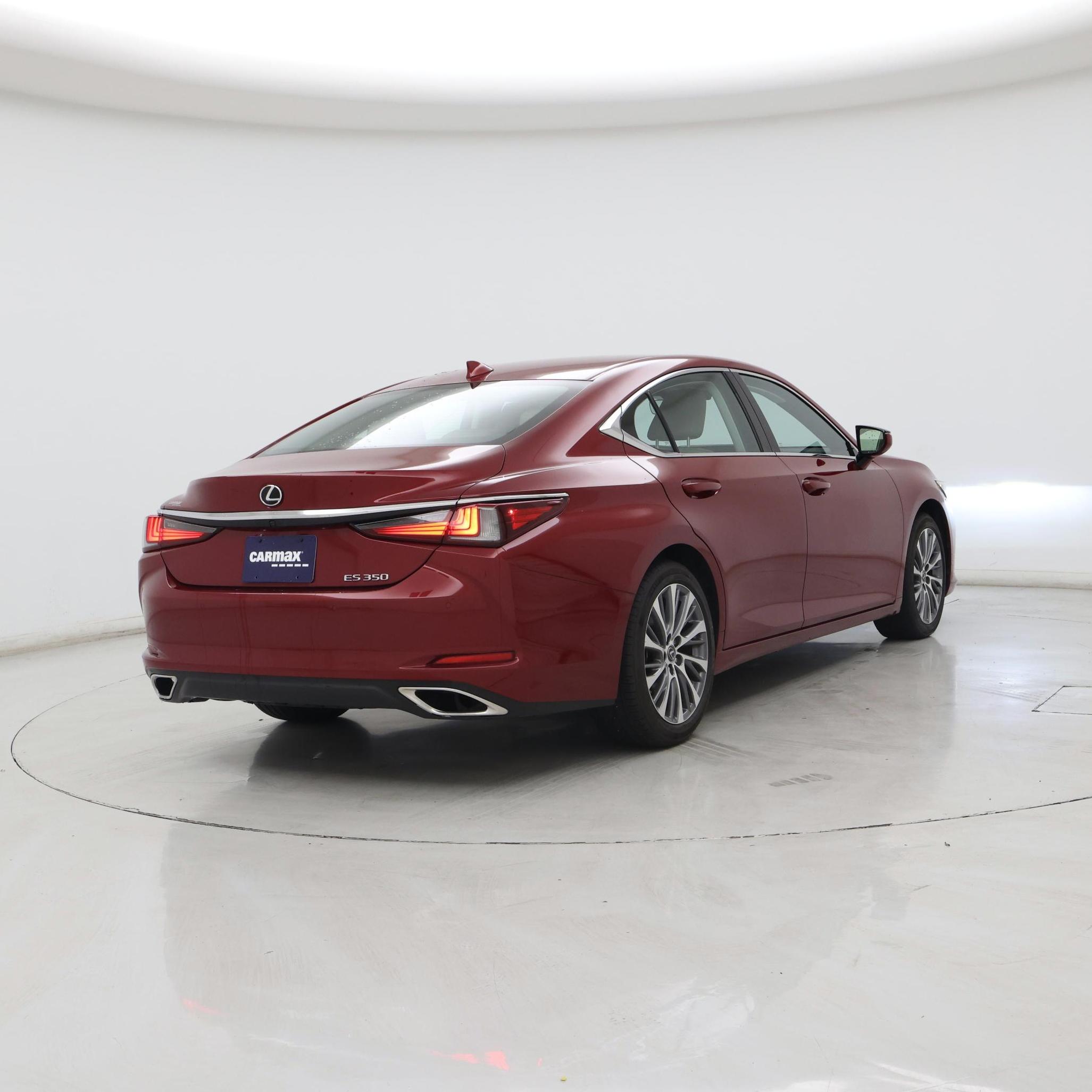 Thumbnail: 2020 Lexus ES - 8