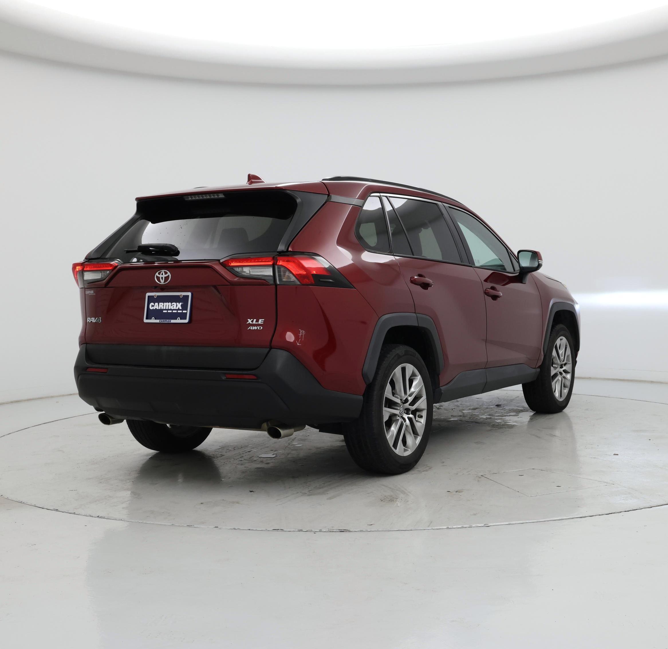 Thumbnail: 2019 Toyota RAV4 - 8