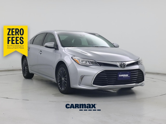 Silver 2017 Toyota Avalon Sedan Front-Wheel Drive Automatic