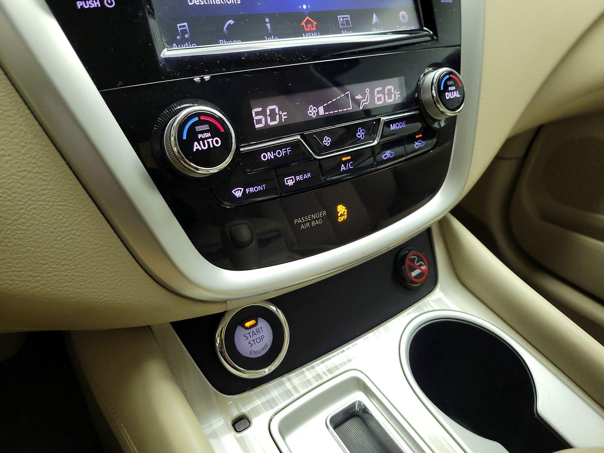 Thumbnail: 2015 Nissan Murano - 16
