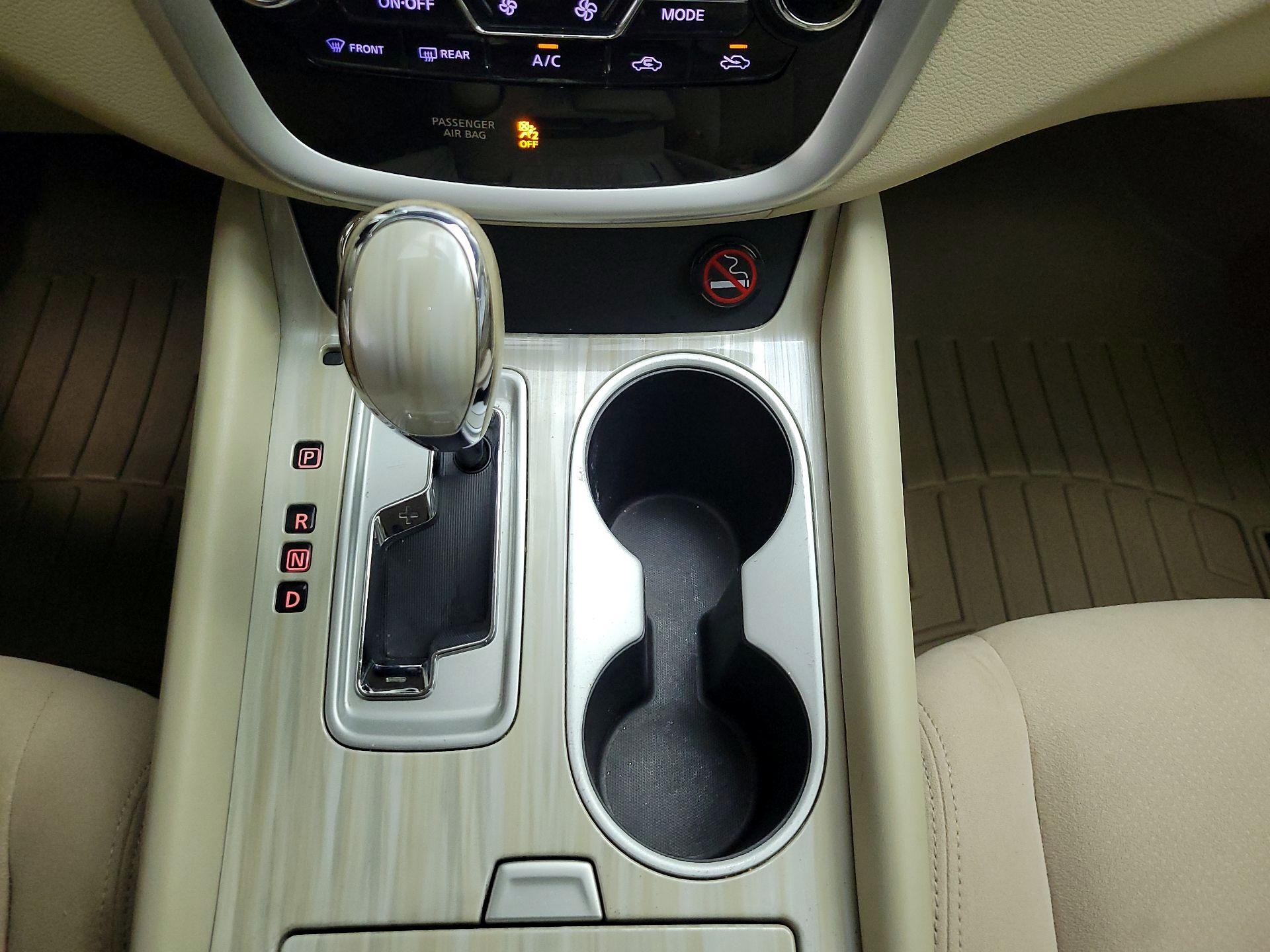 Thumbnail: 2015 Nissan Murano - 17