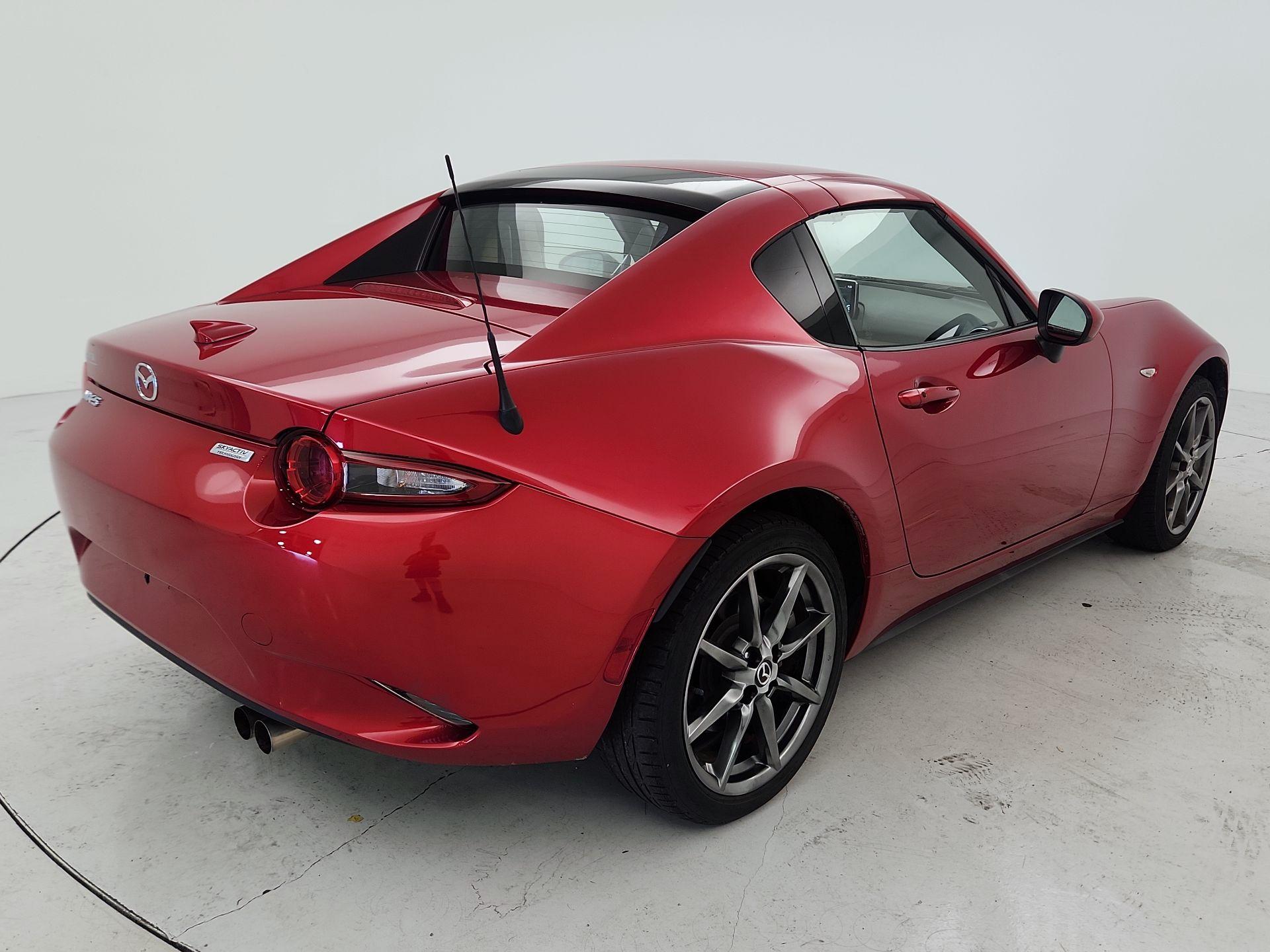 Thumbnail: 2017 Mazda MX-5 Miata - 5