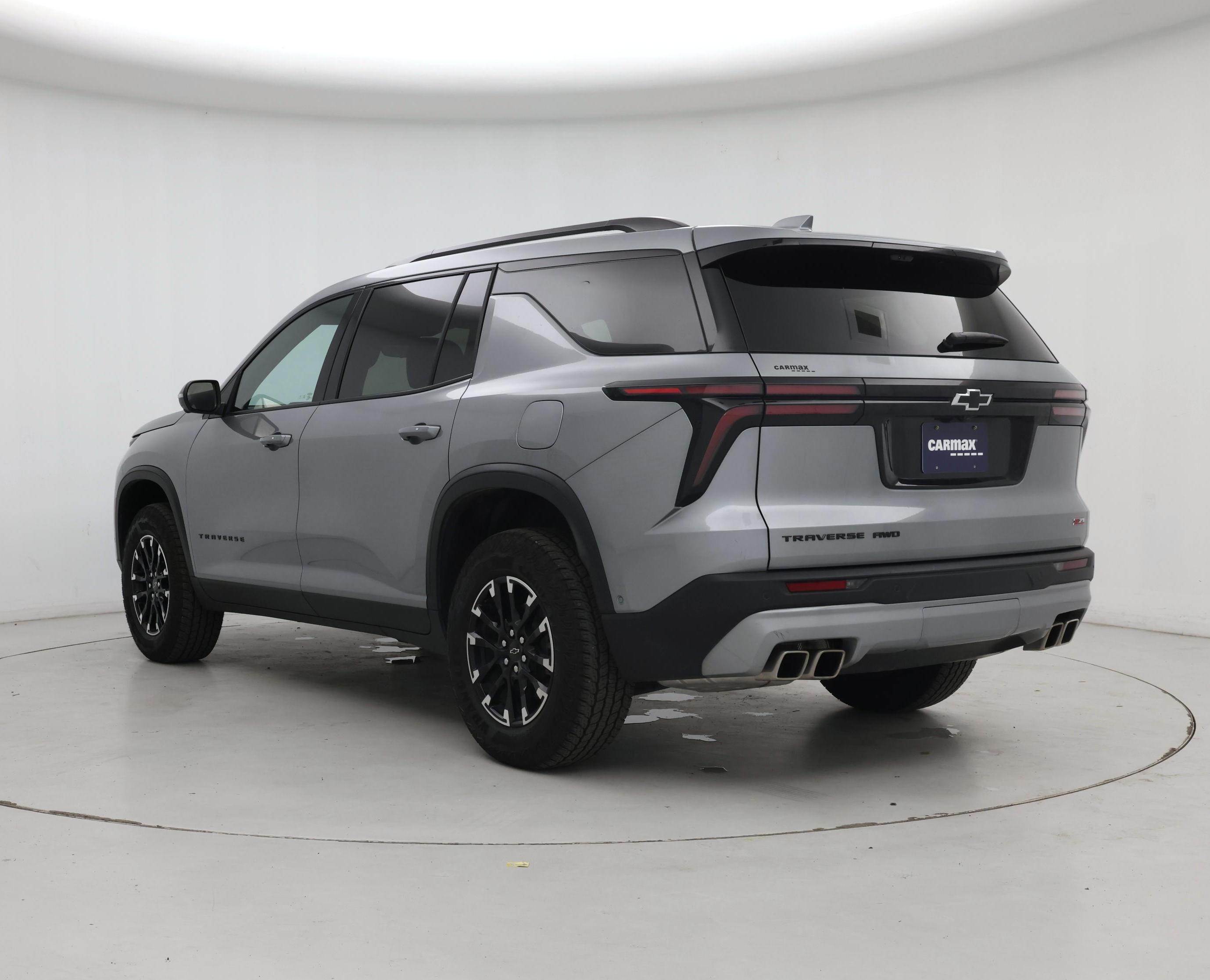 Thumbnail: 2024 Chevrolet Traverse - 2