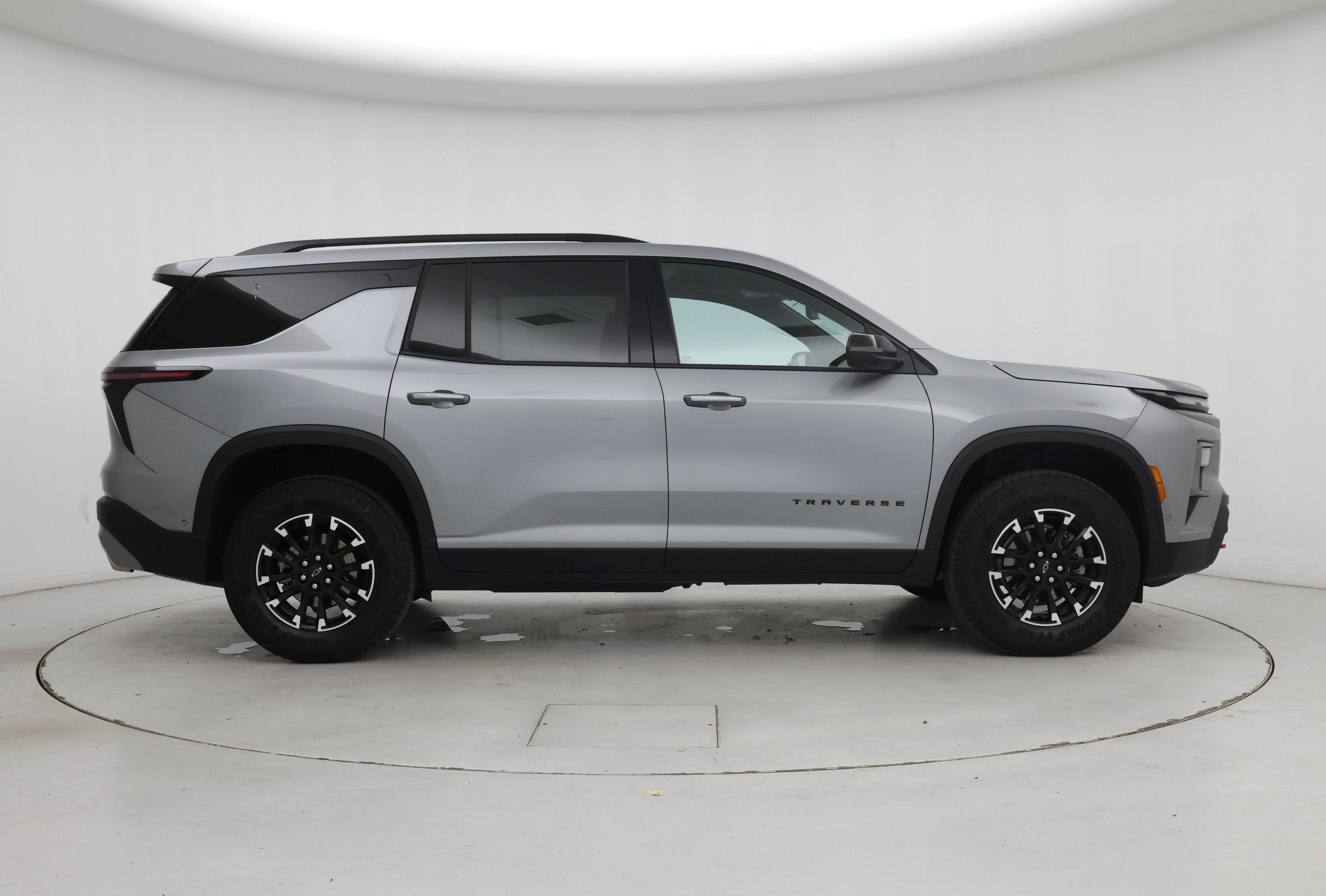 Thumbnail: 2024 Chevrolet Traverse - 7