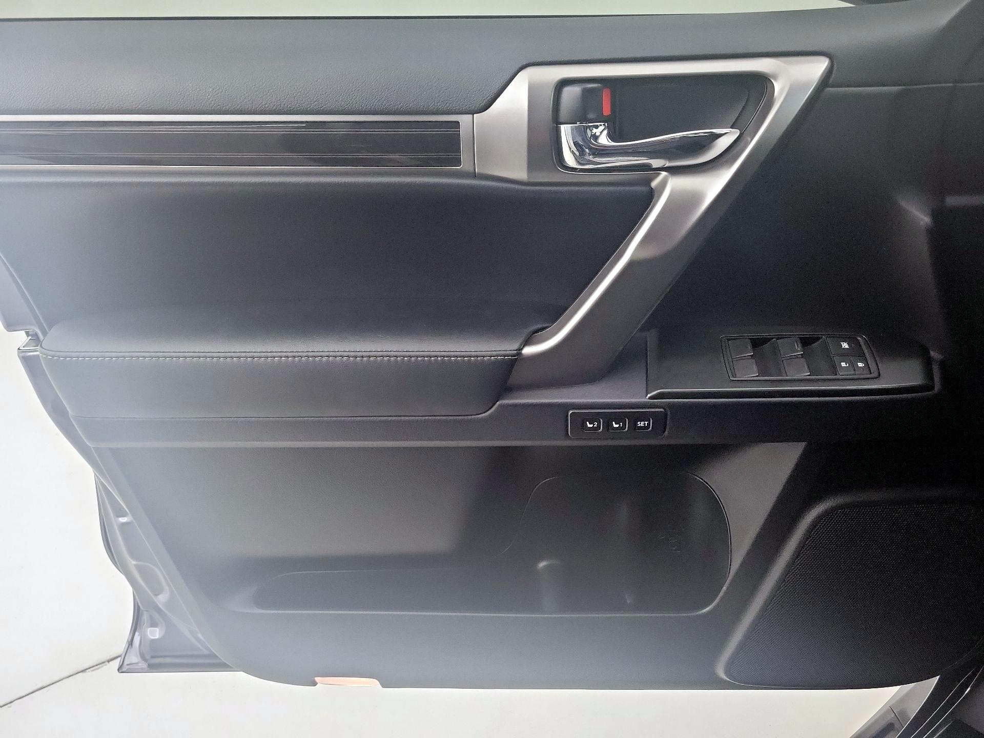 Thumbnail: 2022 Lexus GX - 12