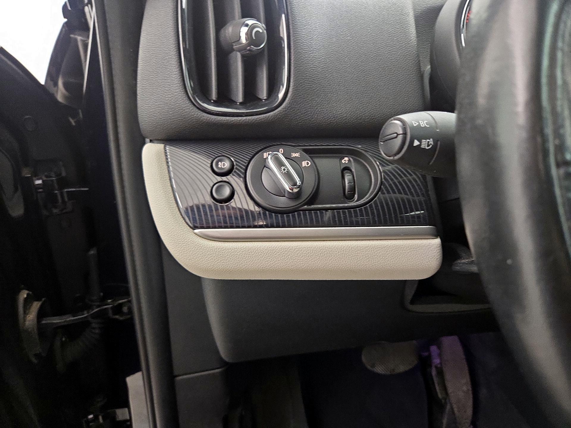 Thumbnail: 2020 MINI Cooper Countryman - 13