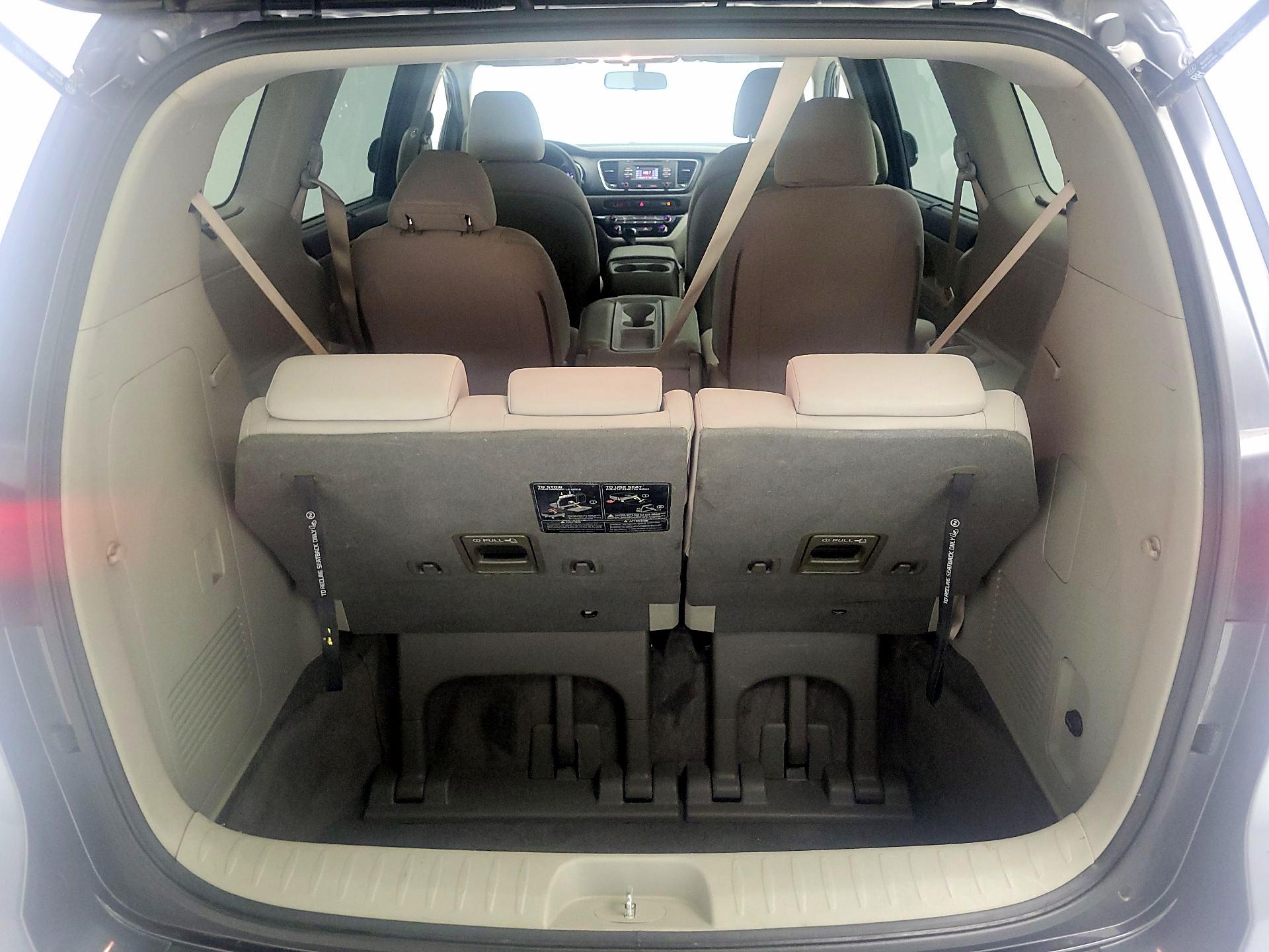 Thumbnail: 2016 Kia Sedona - 18