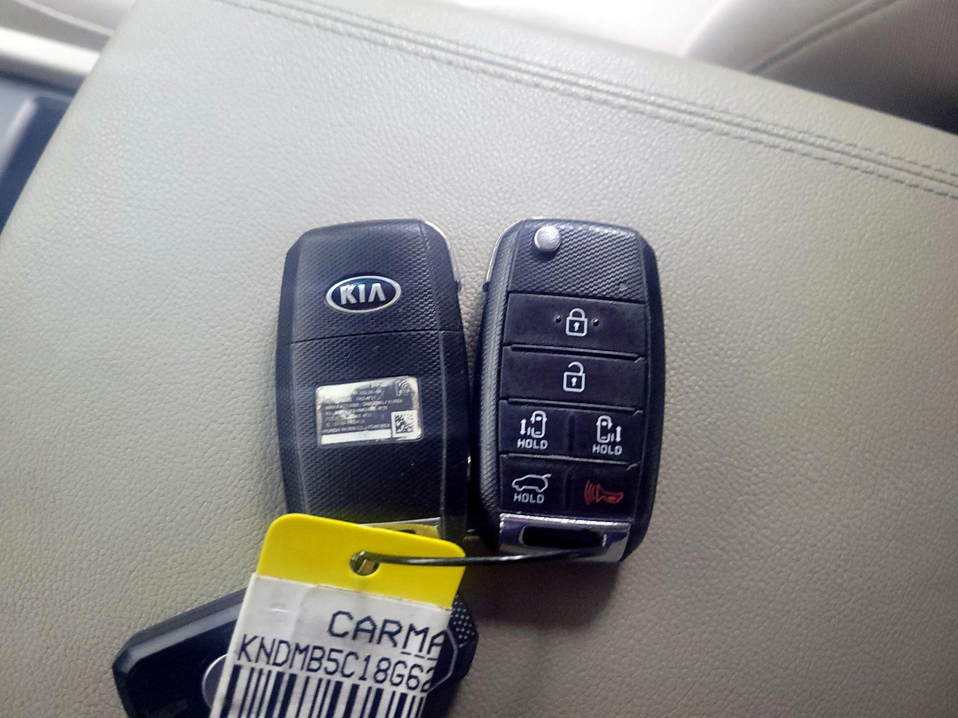 Thumbnail: 2016 Kia Sedona - 20