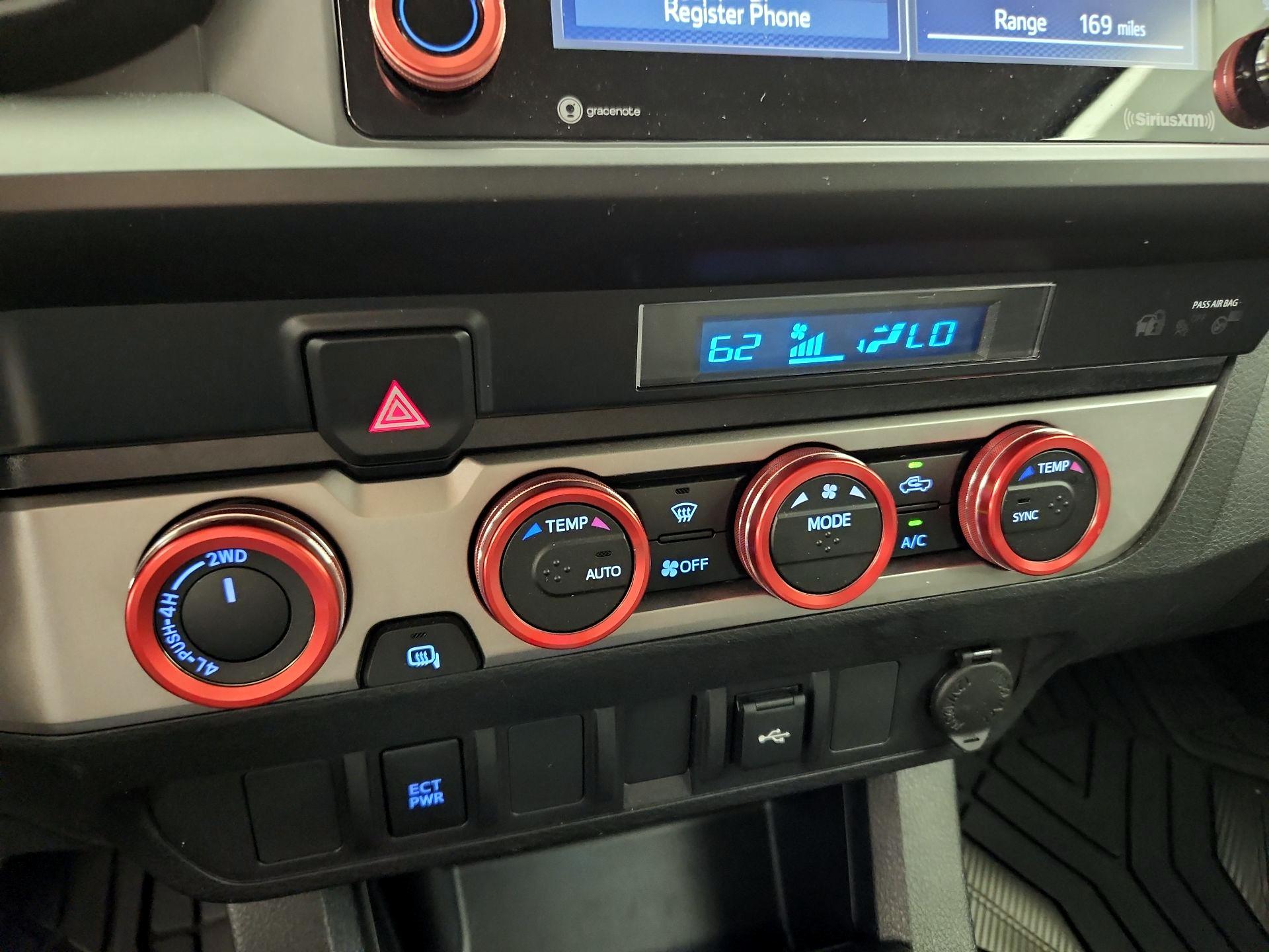 Thumbnail: 2023 Toyota Tacoma - 17