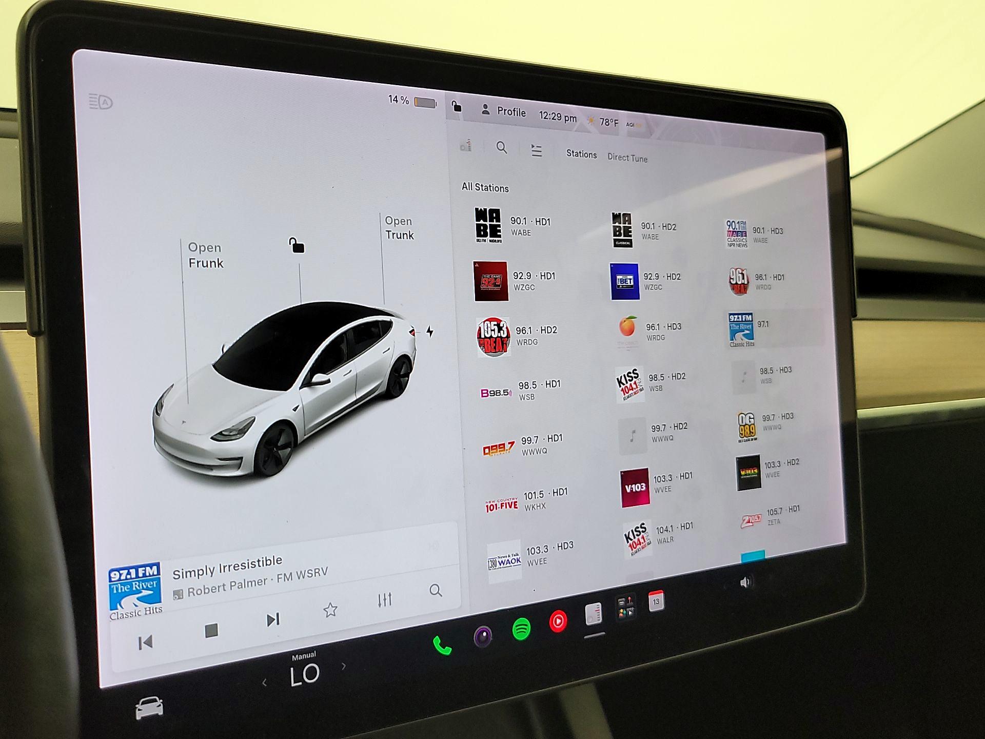 Thumbnail: 2021 Tesla Model 3 - 16
