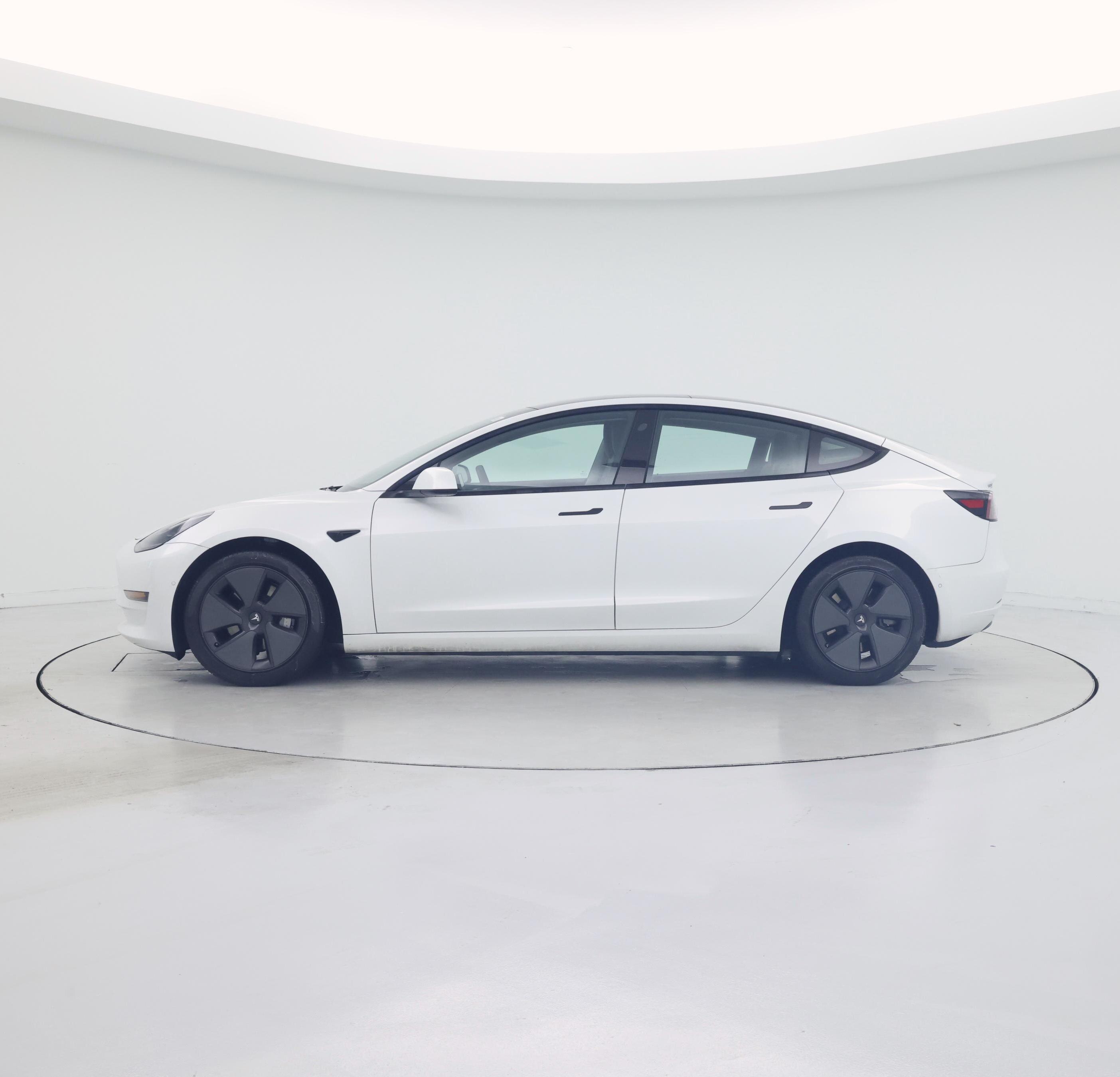 Thumbnail: 2021 Tesla Model 3 - 3