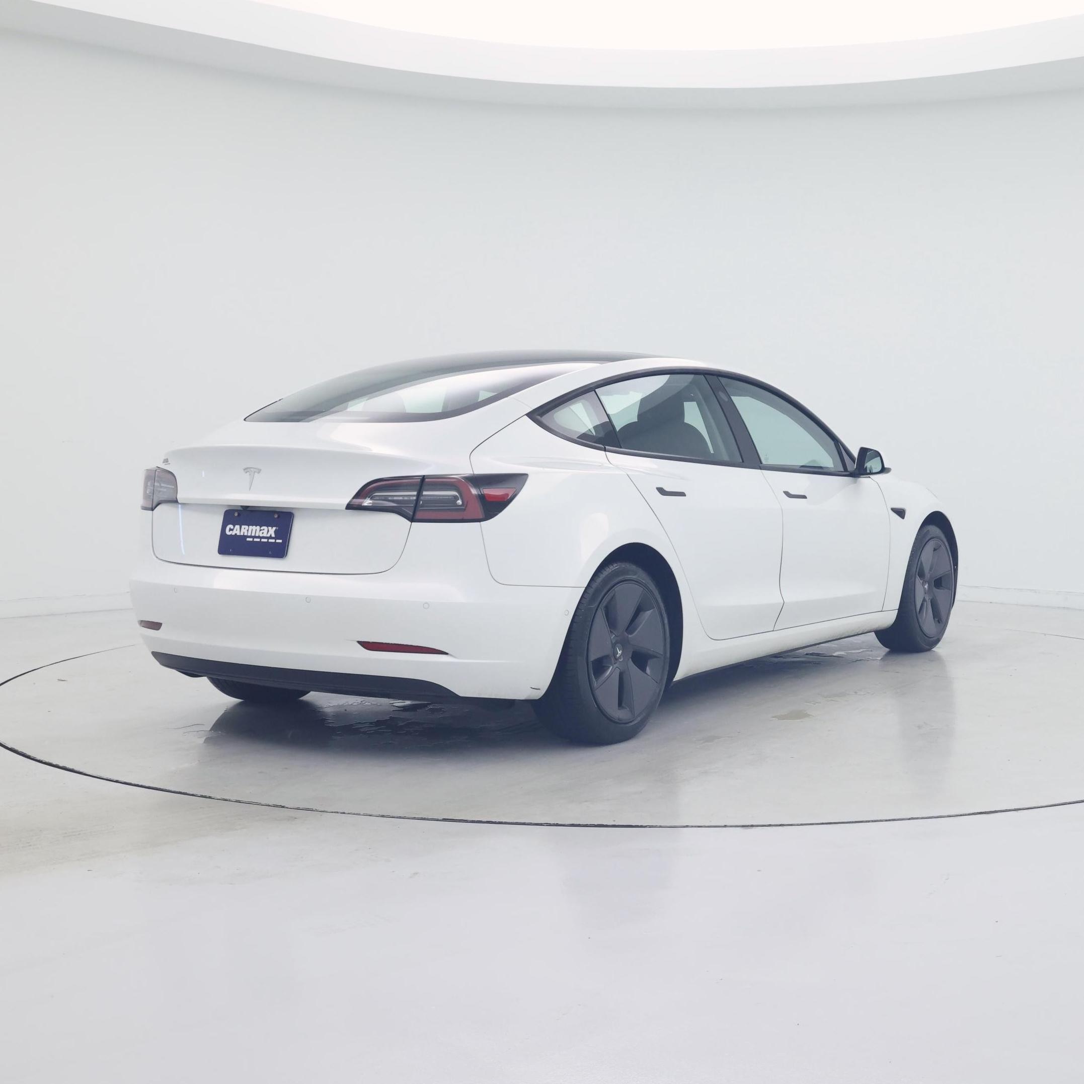 Thumbnail: 2021 Tesla Model 3 - 8