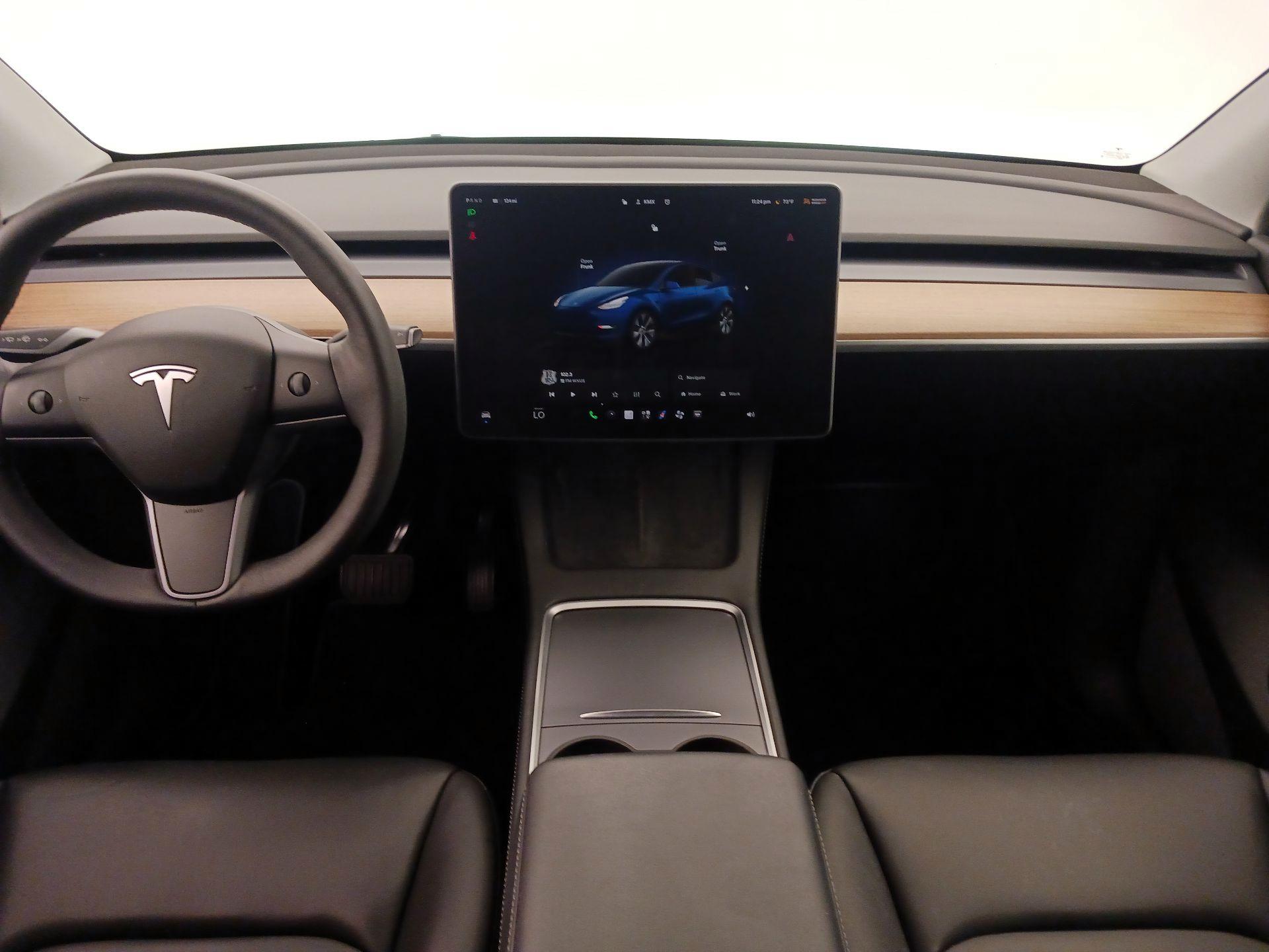 Thumbnail: 2022 Tesla Model Y - 9