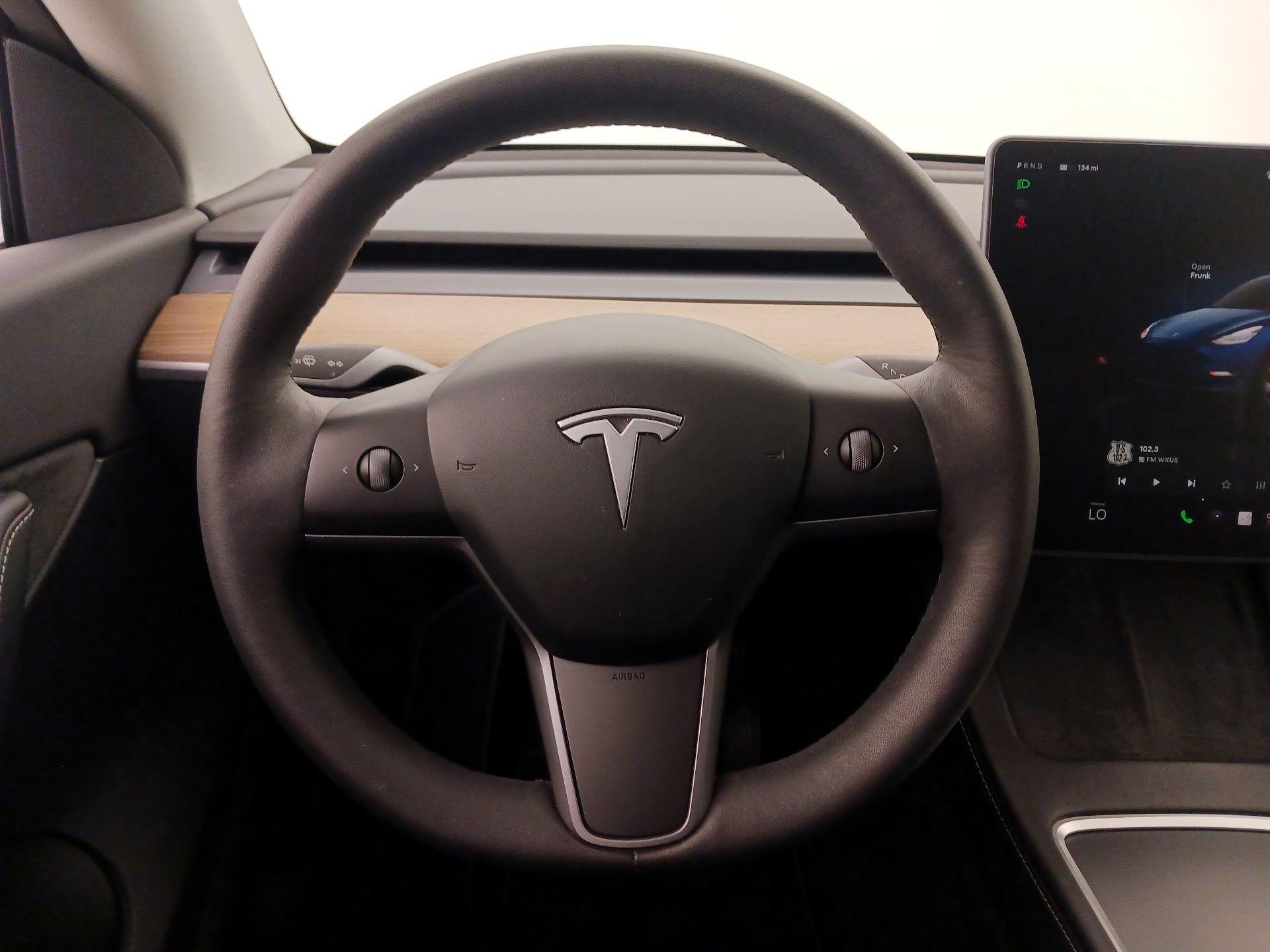 Thumbnail: 2022 Tesla Model Y - 10