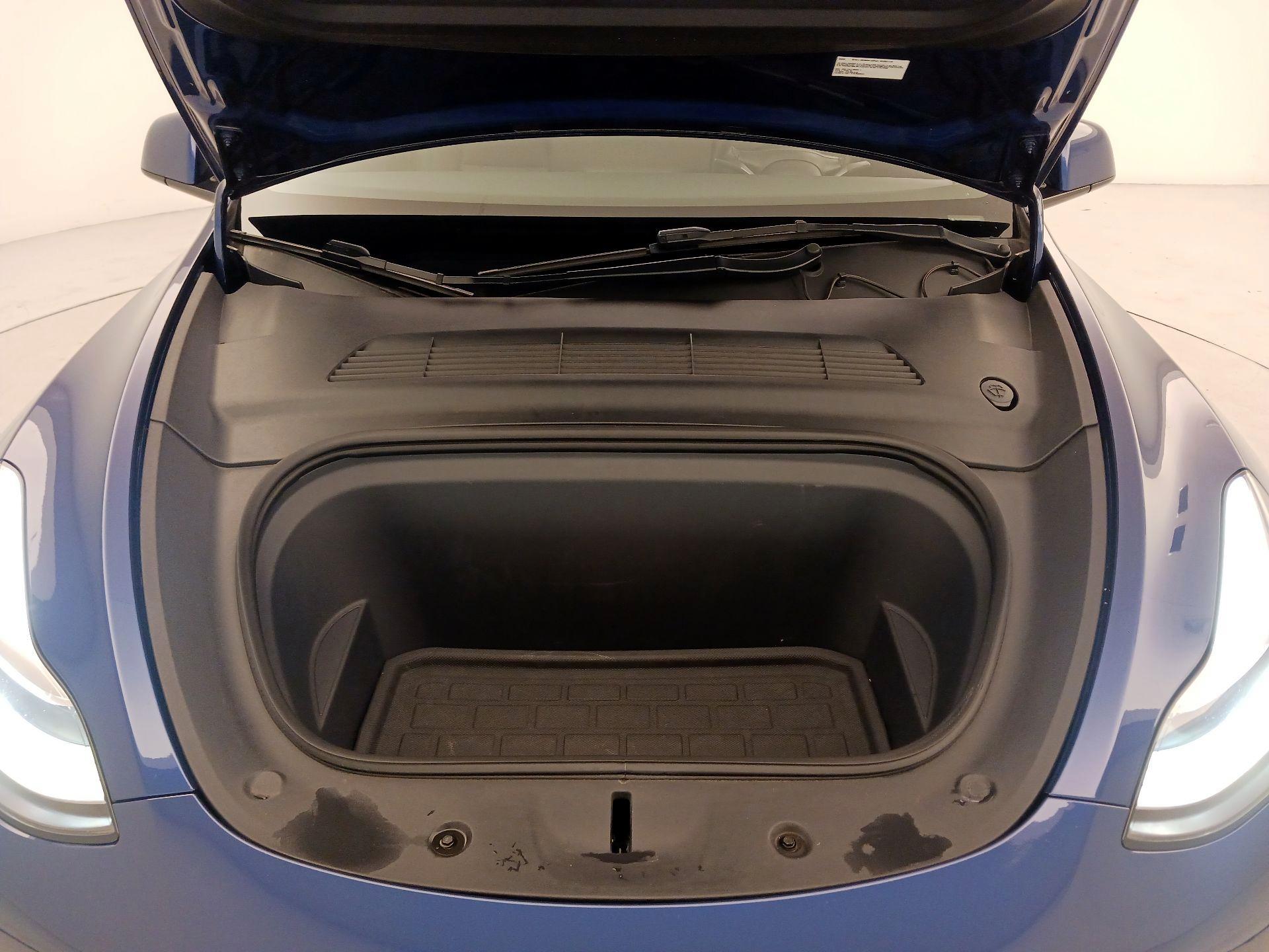 Thumbnail: 2022 Tesla Model Y - 20