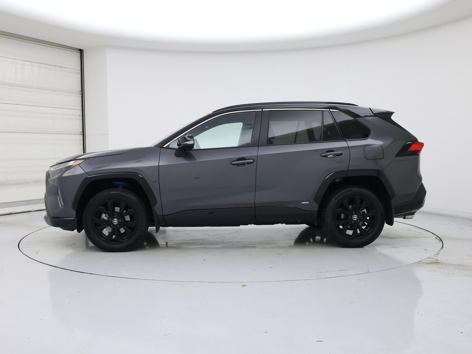 2024 Toyota RAV4 XSE - Photo 4