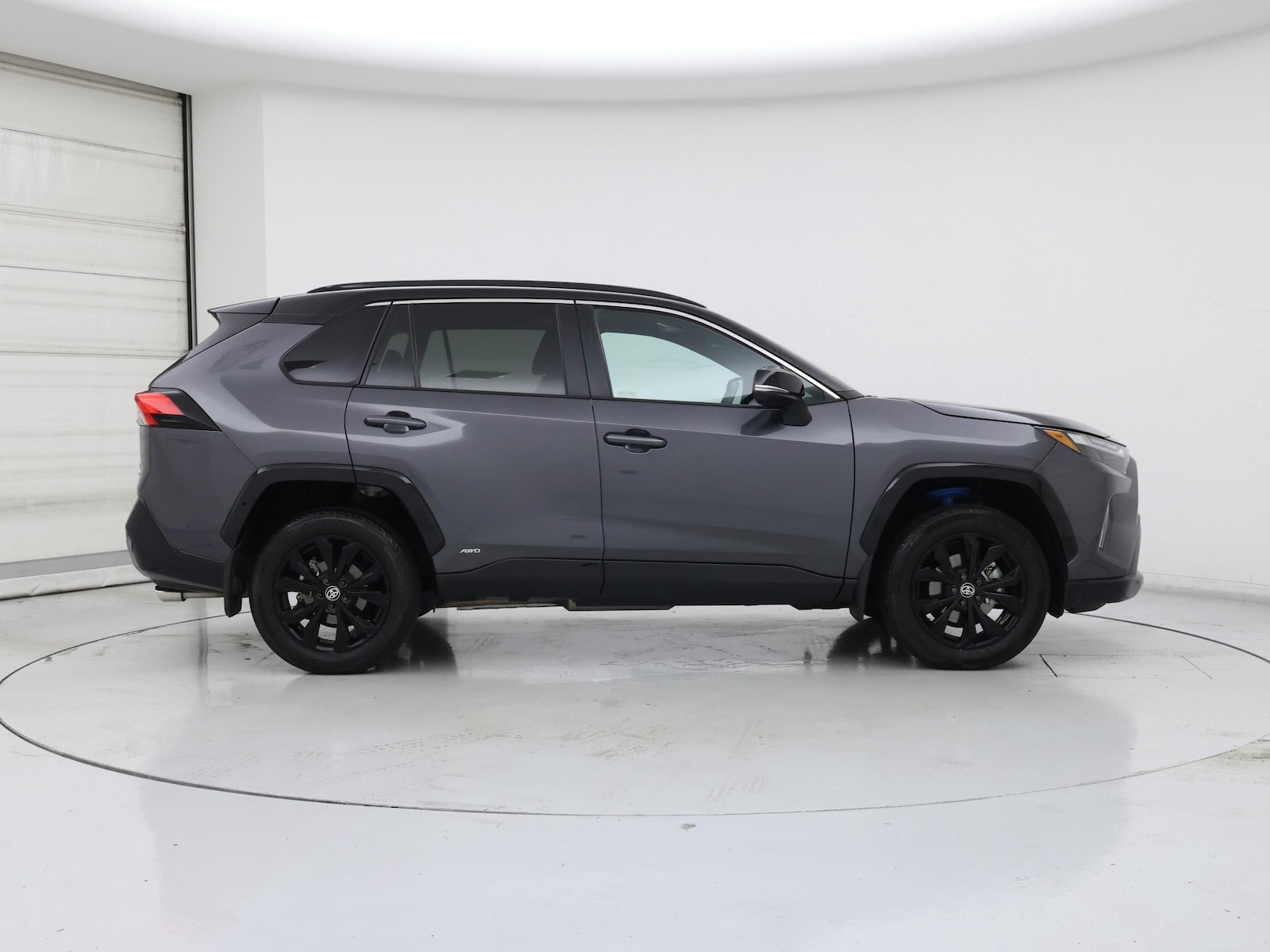 2024 Toyota RAV4 XSE - Photo 8