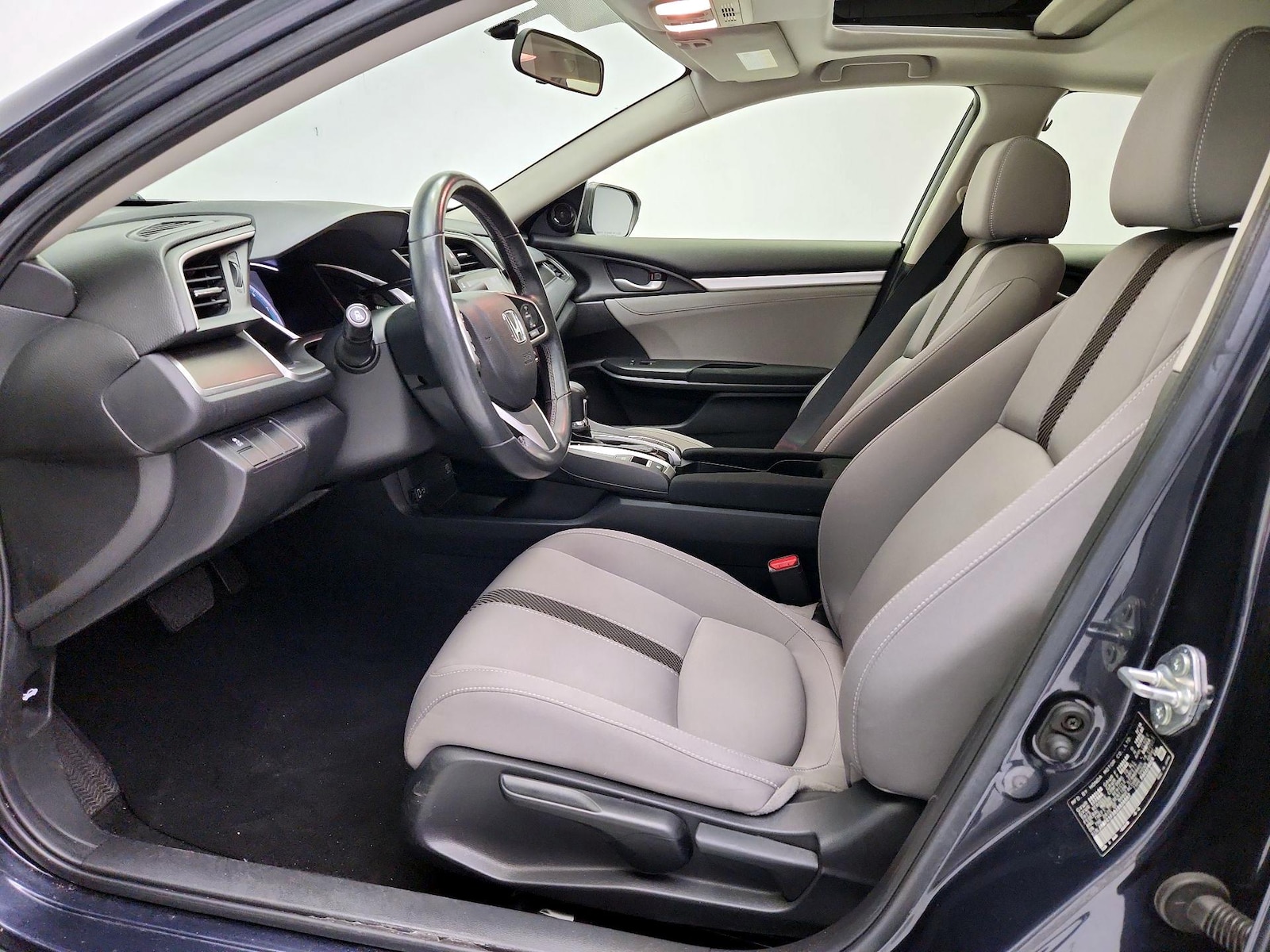 2018 Honda Civic EX-T - Photo 12