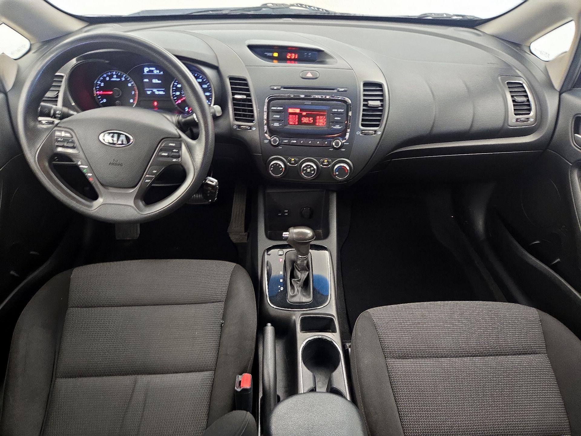 Thumbnail: 2018 Kia Forte - 9