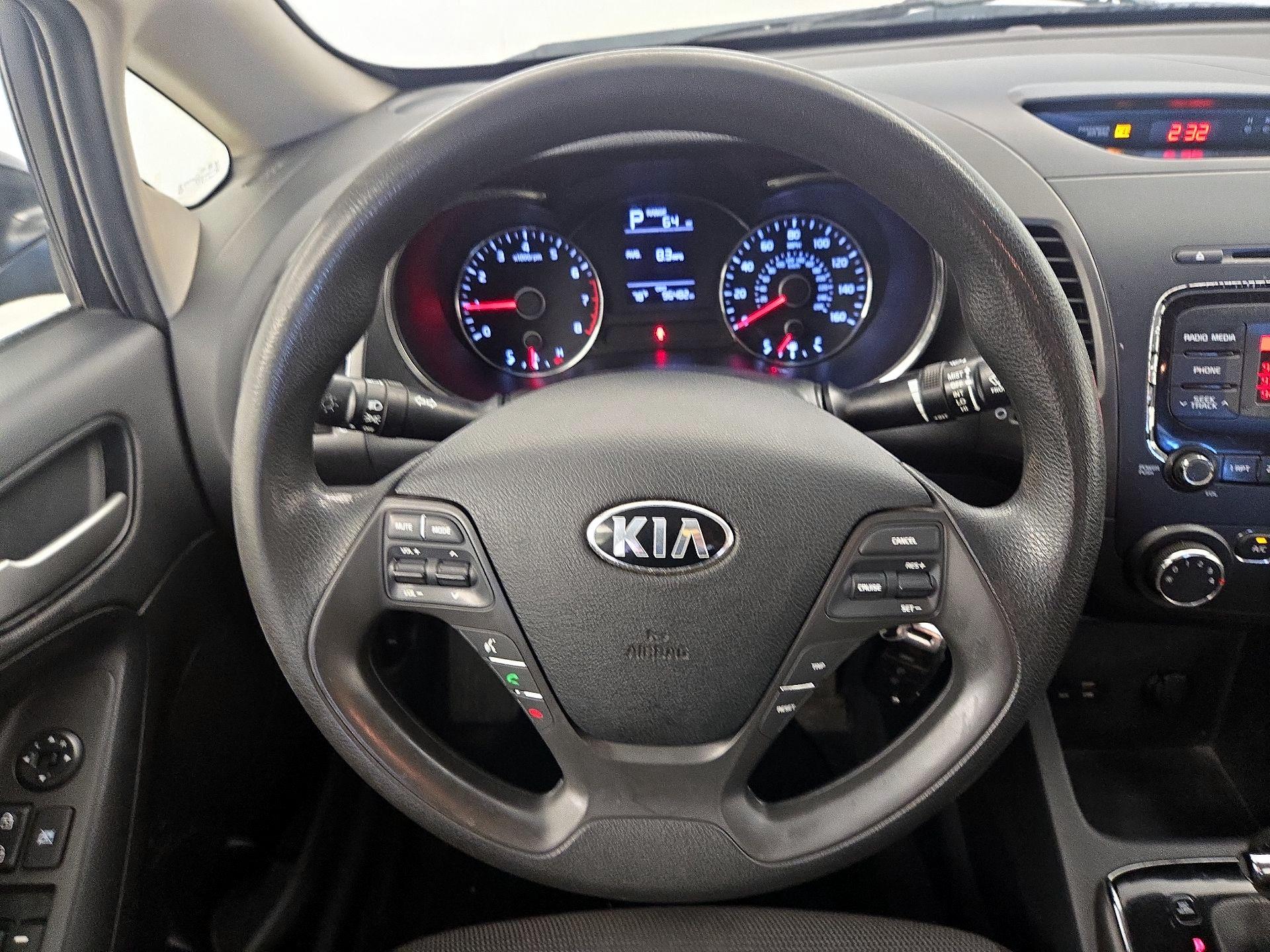Thumbnail: 2018 Kia Forte - 10
