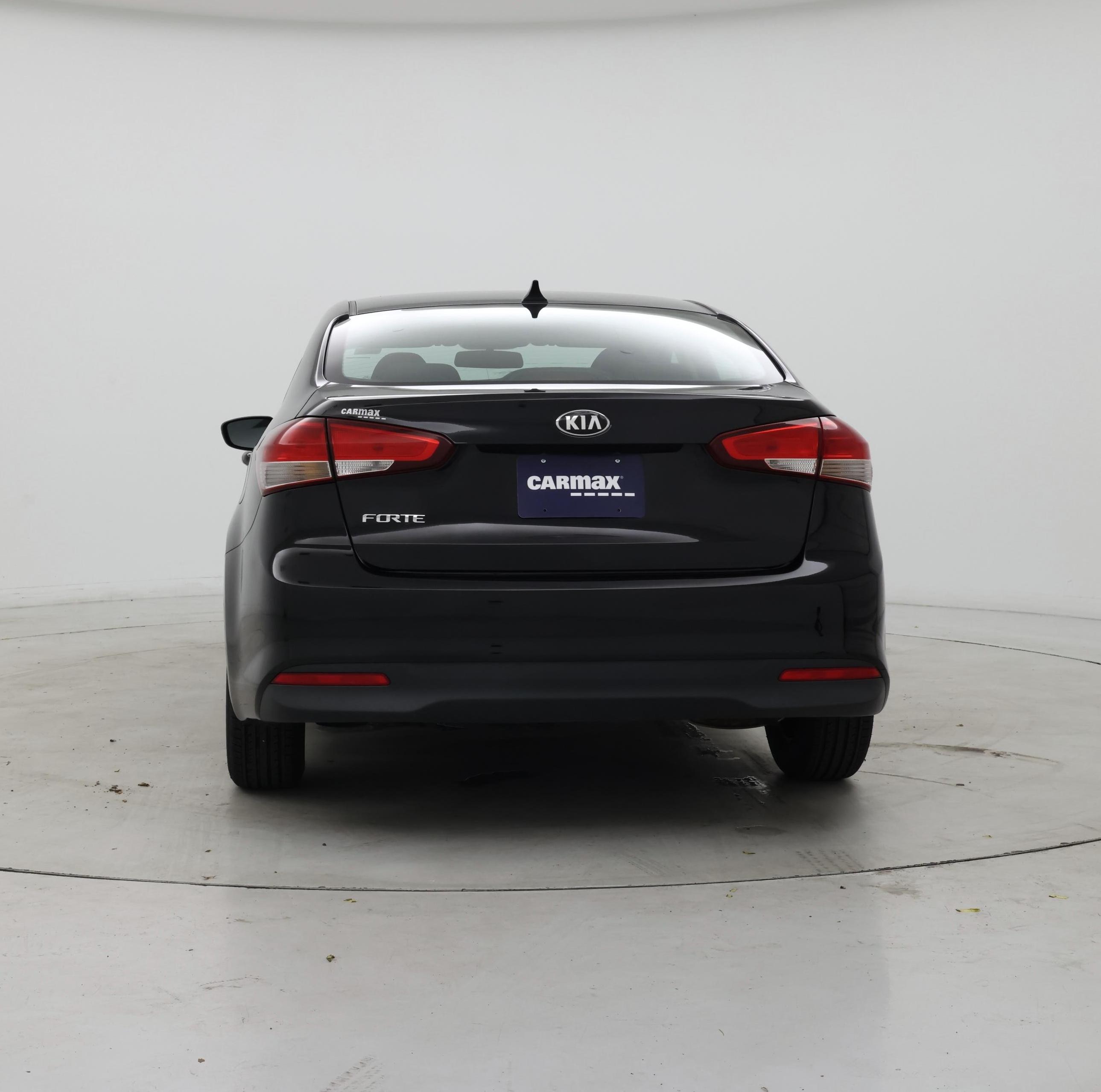 Thumbnail: 2018 Kia Forte - 6