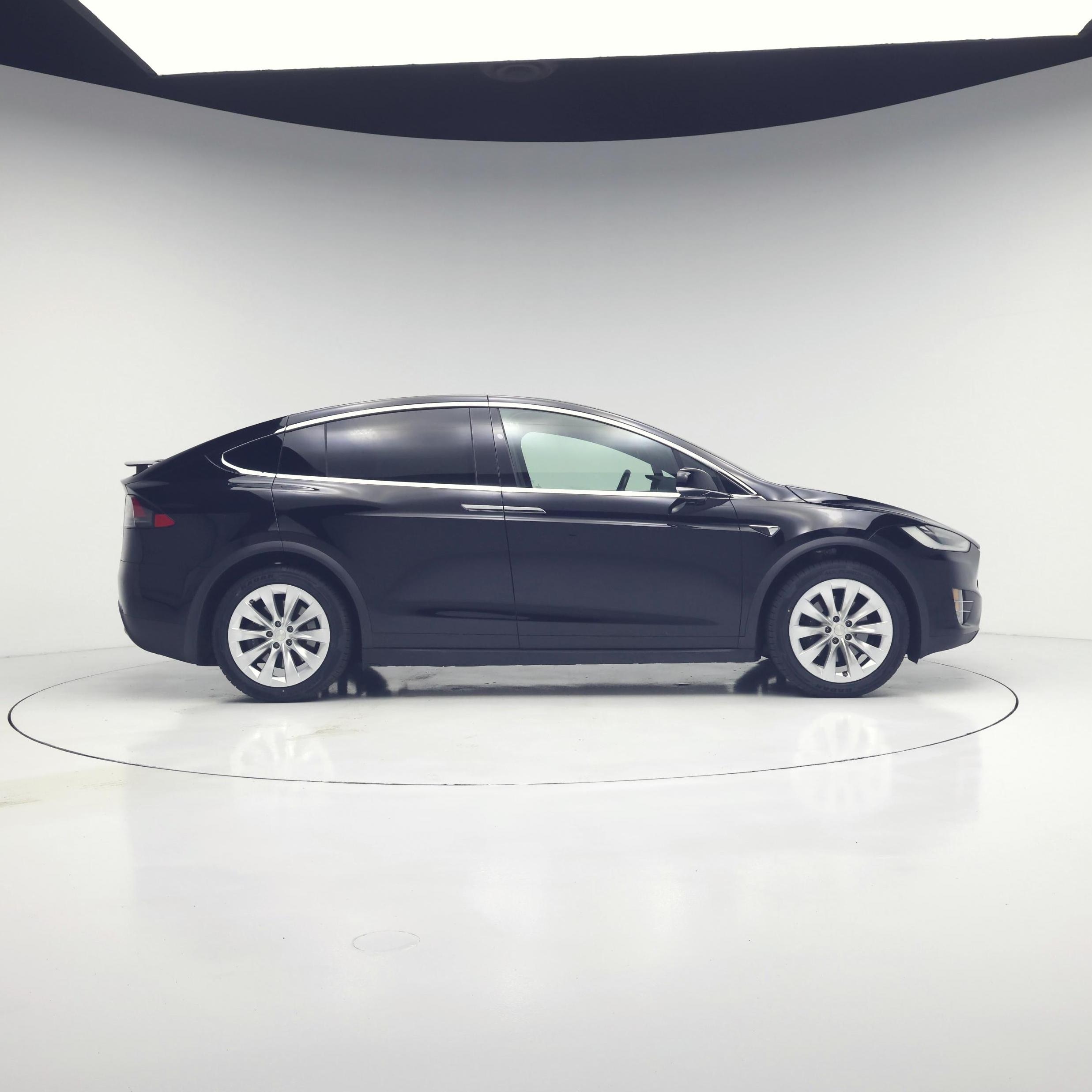 Thumbnail: 2020 Tesla Model X - 7