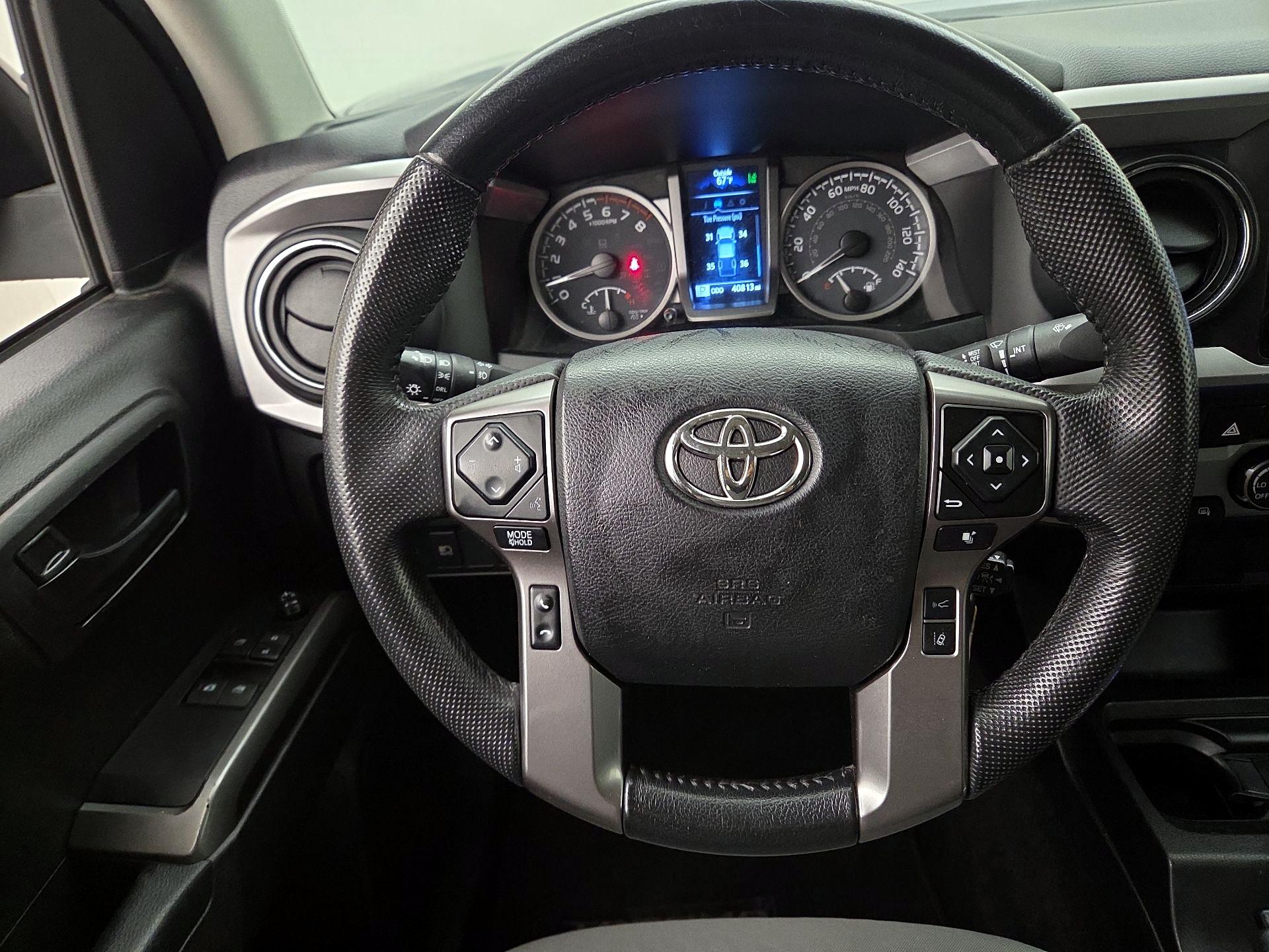 Thumbnail: 2022 Toyota Tacoma - 10