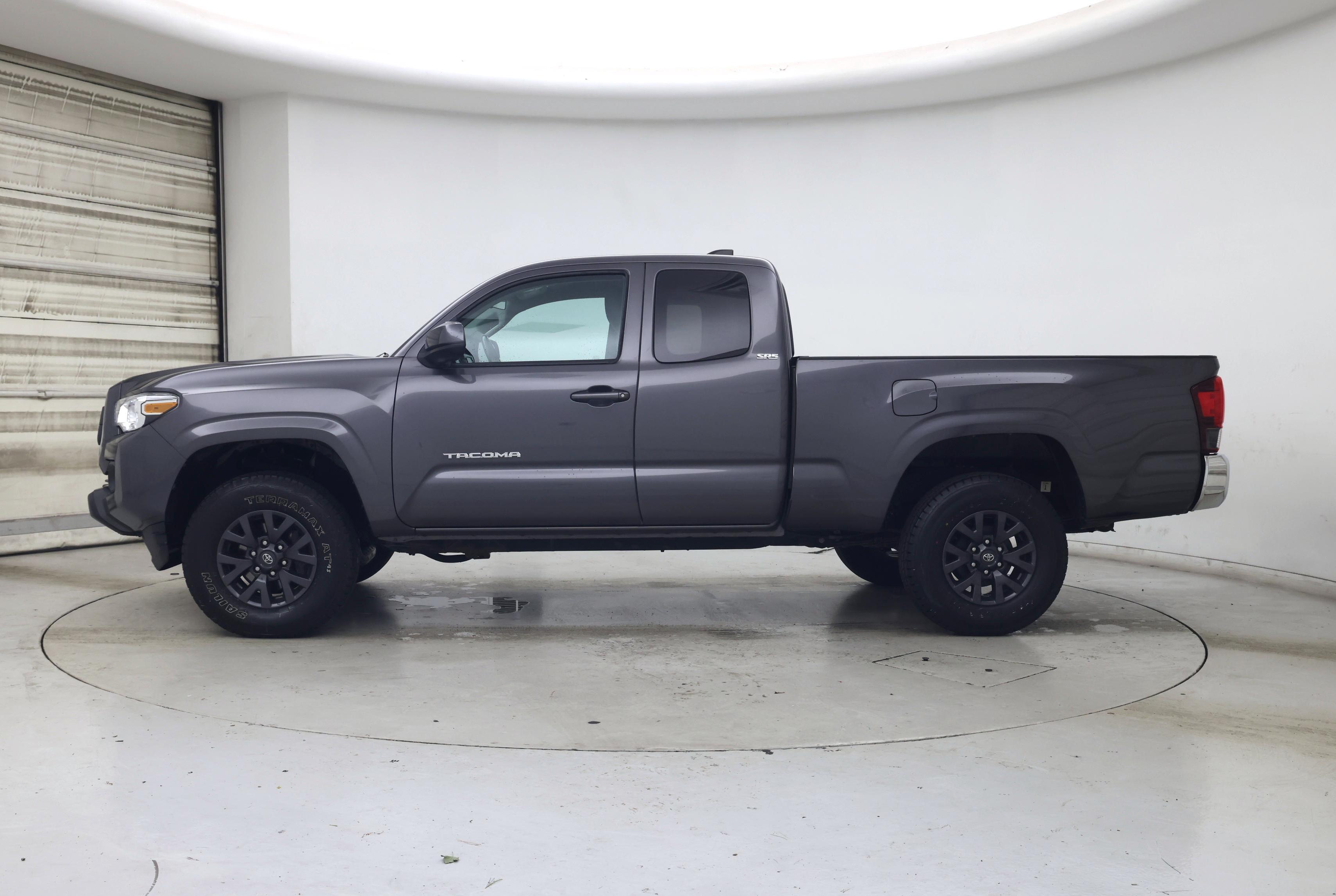 Thumbnail: 2022 Toyota Tacoma - 3