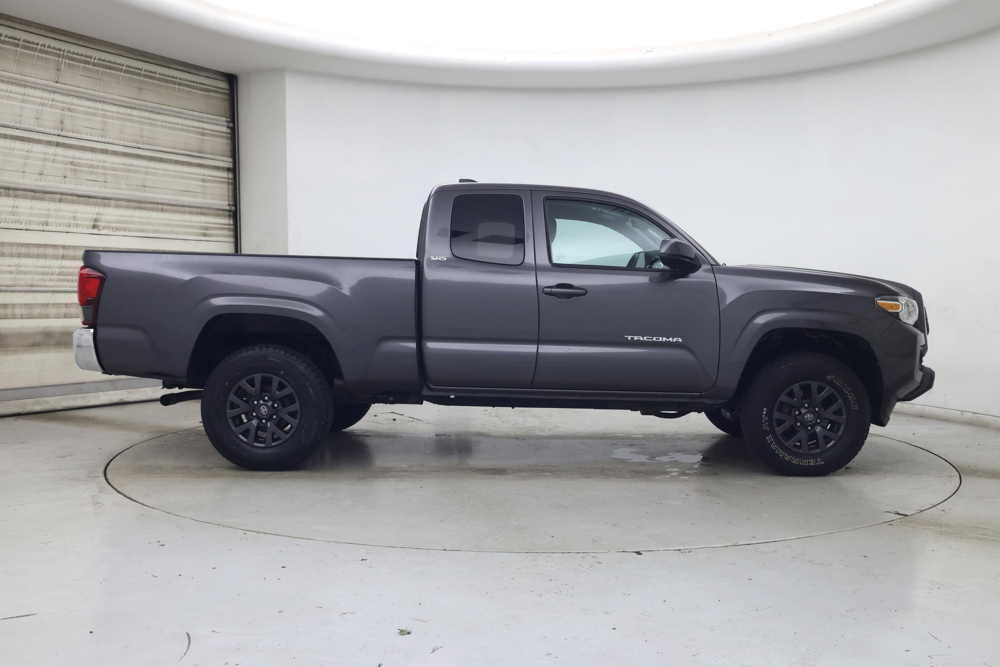Thumbnail: 2022 Toyota Tacoma - 7