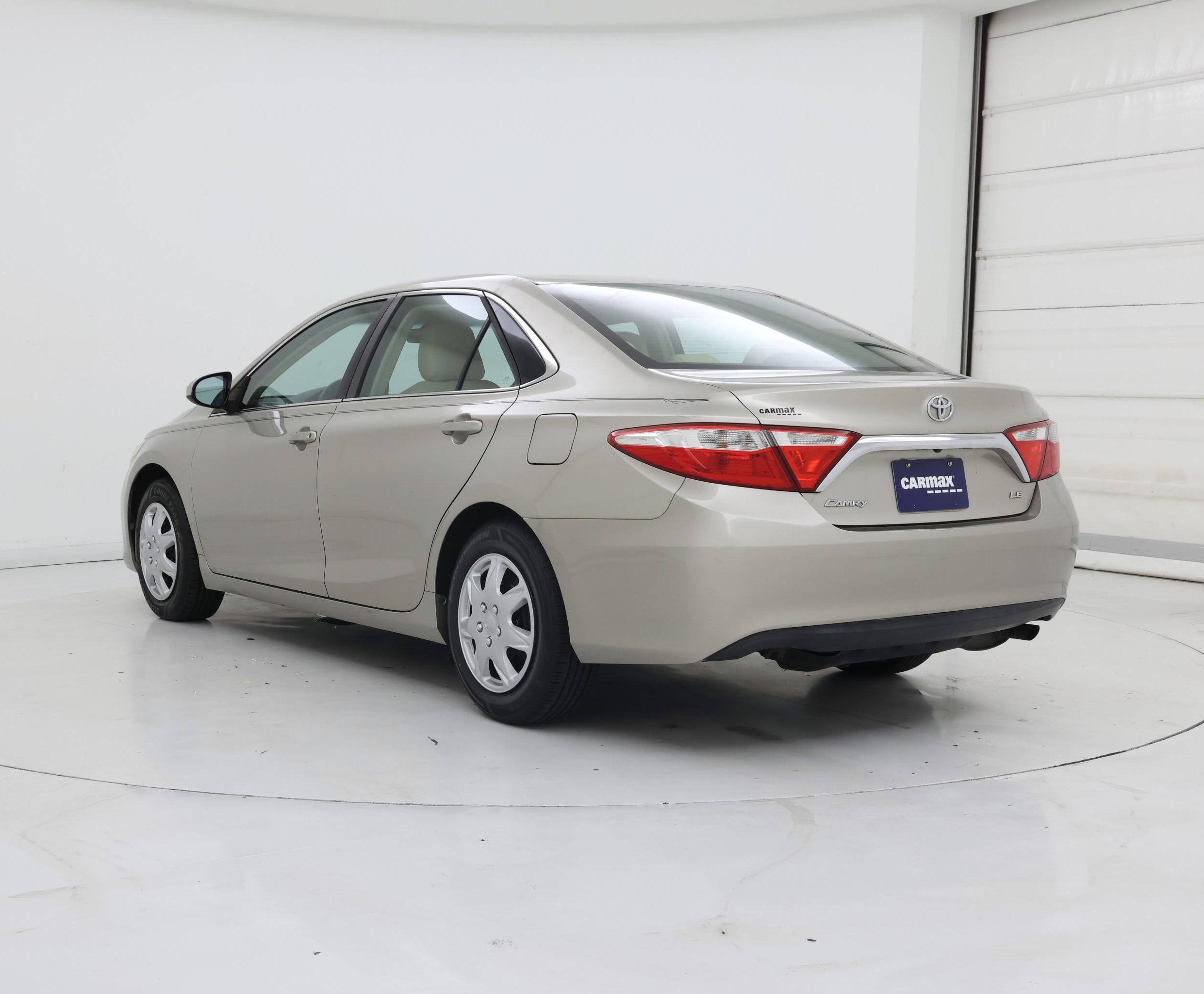 Thumbnail: 2015 Toyota Camry - 2