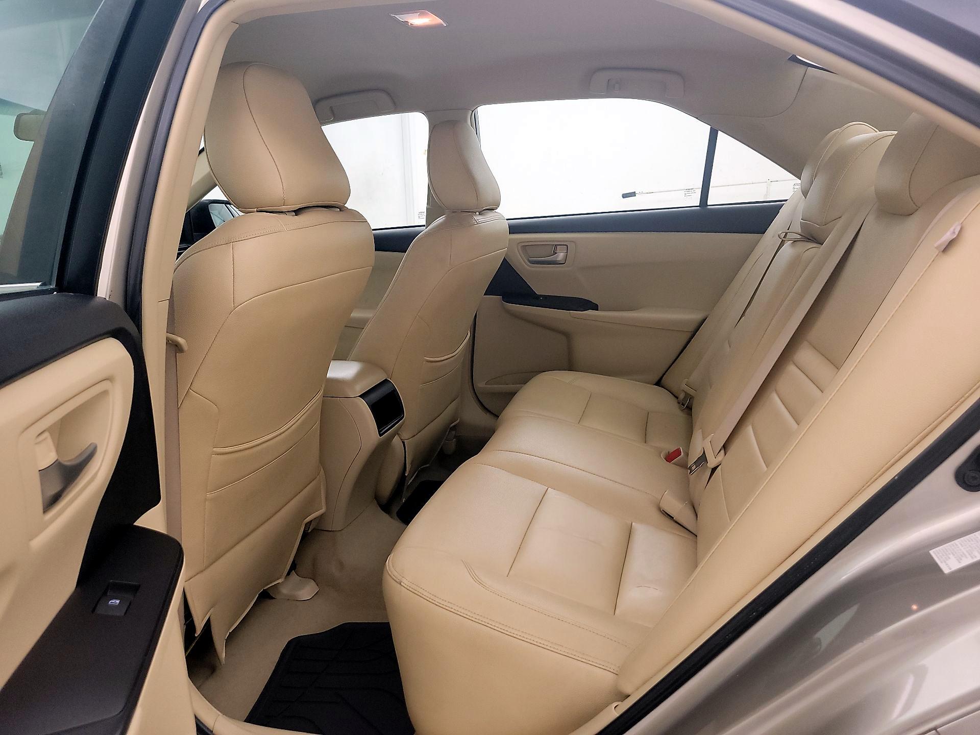 Thumbnail: 2015 Toyota Camry - 19