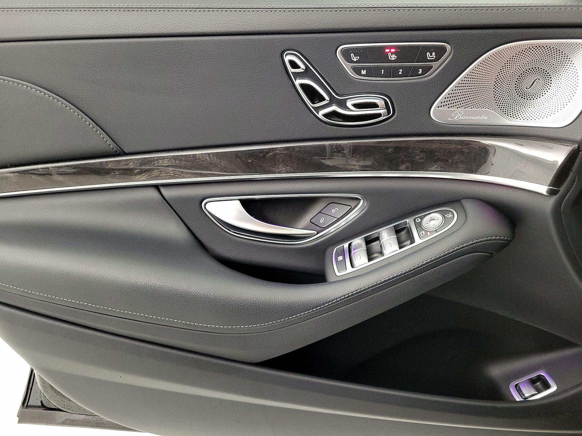 Thumbnail: 2019 Mercedes-Benz S-Class - 12